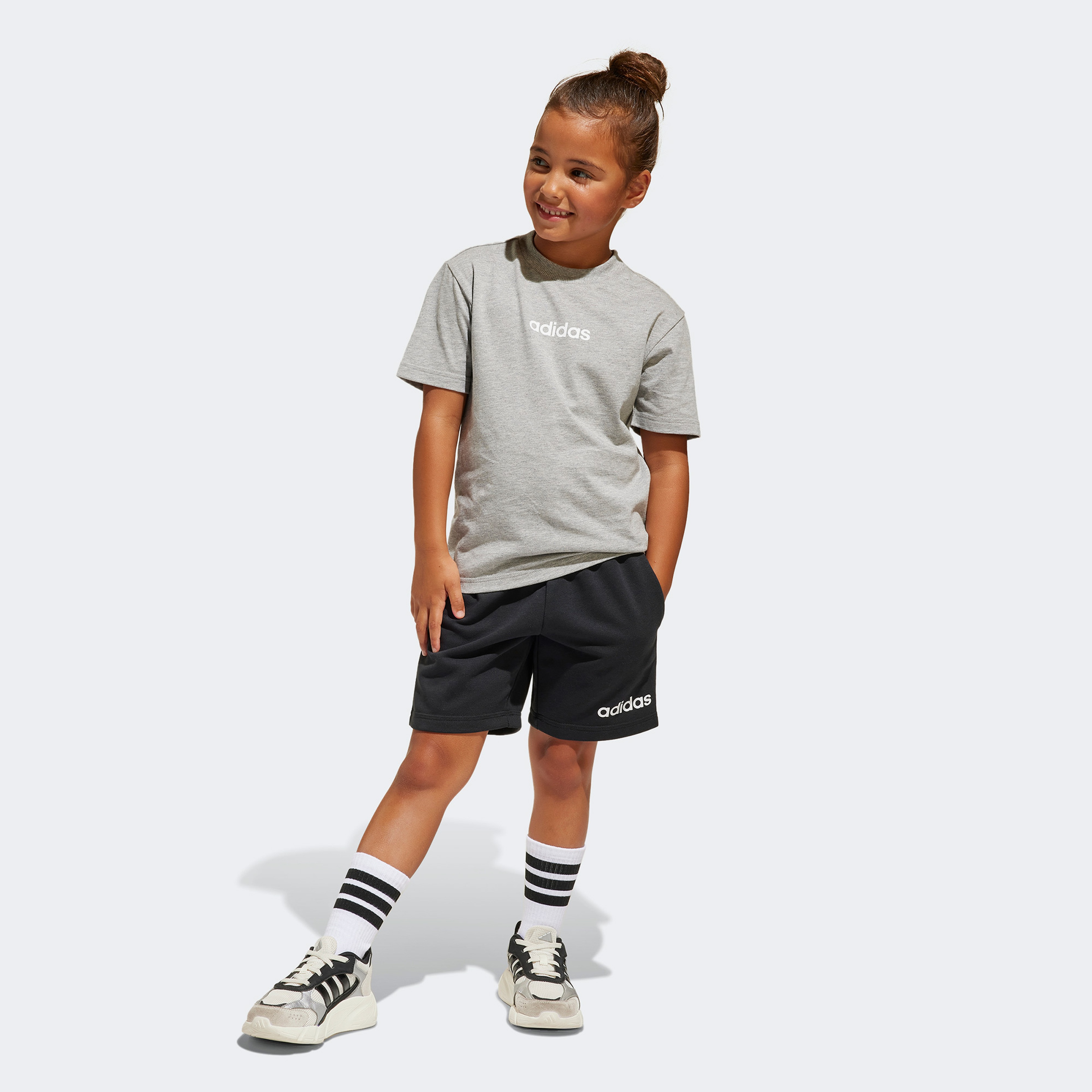 adidas Essentials Set Çocuk Gri Eşofman Takımı
