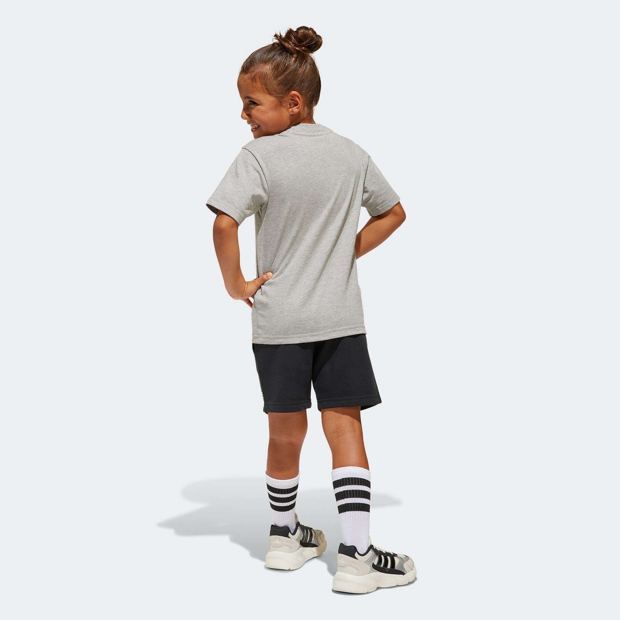 adidas Essentials Set Çocuk Gri Eşofman Takımı