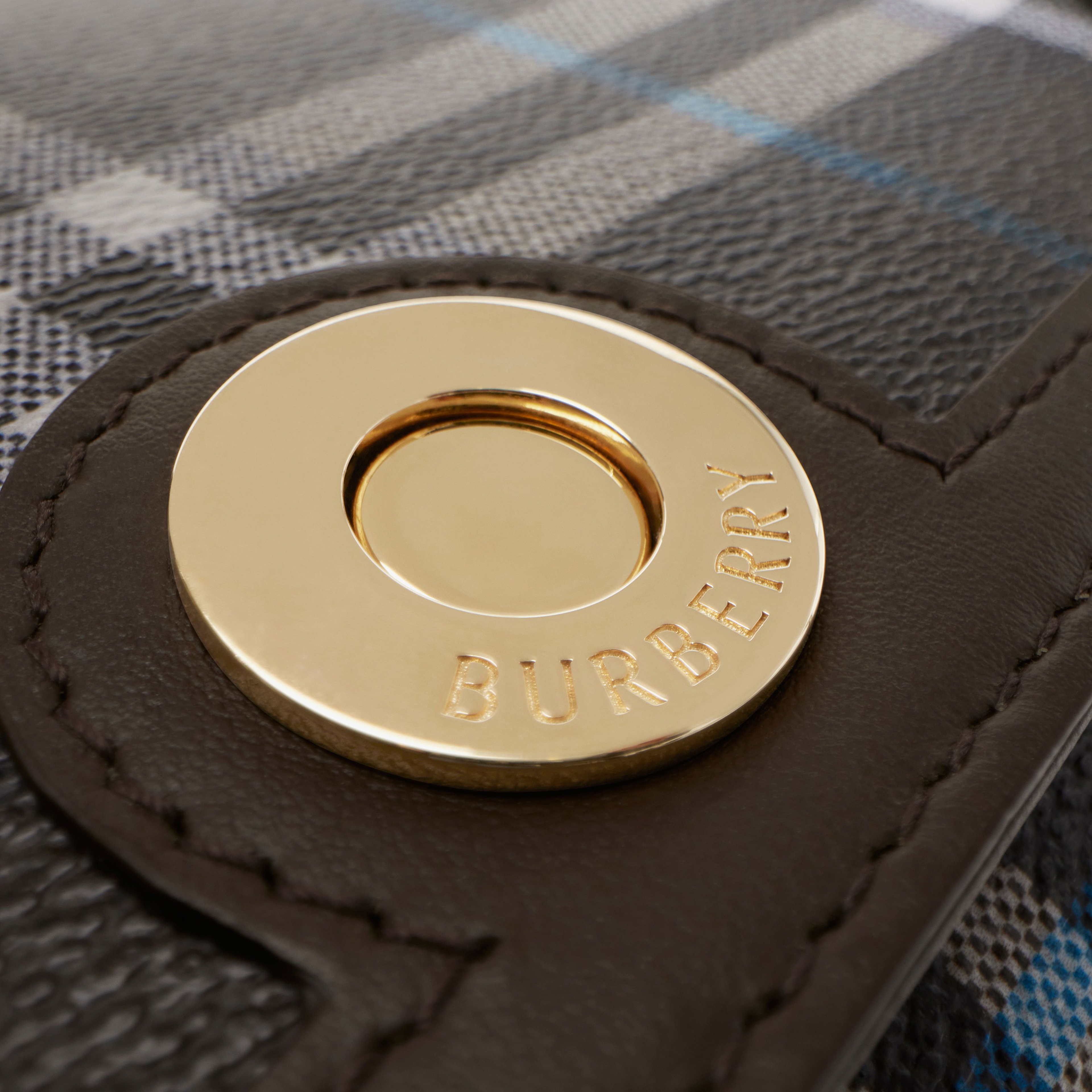 Burberry Small Note Kadın Haki Omuz Çantası