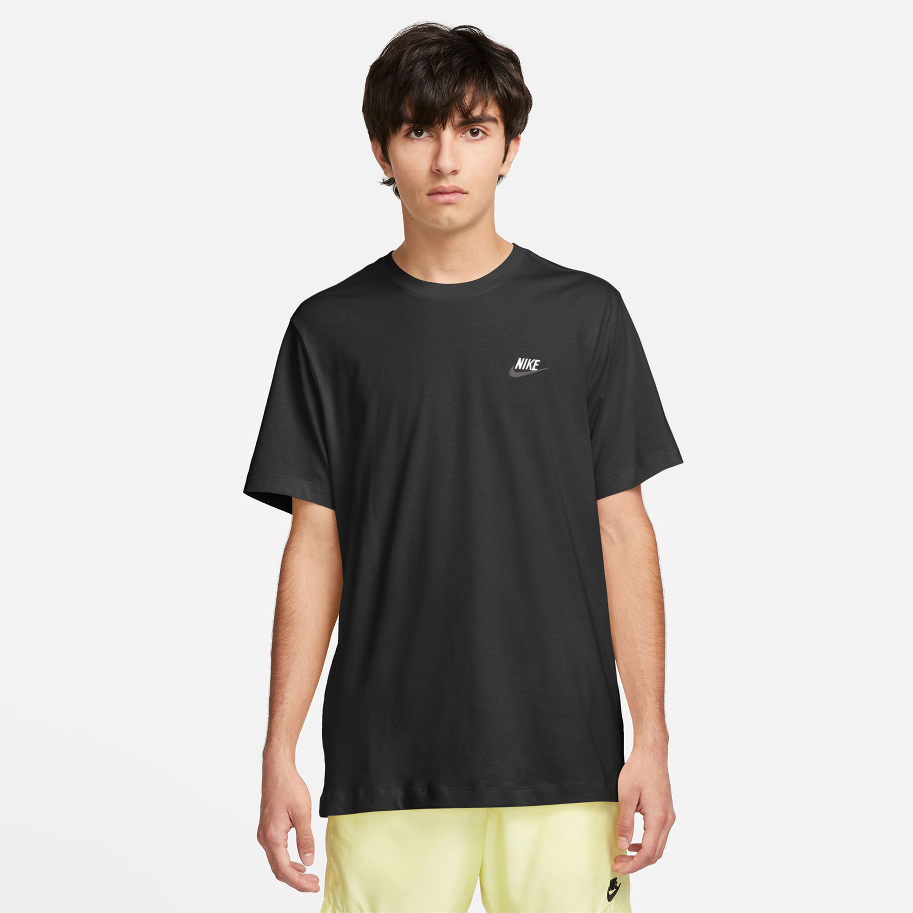 Nike Sportswear Club Erkek Siyah T-Shirt