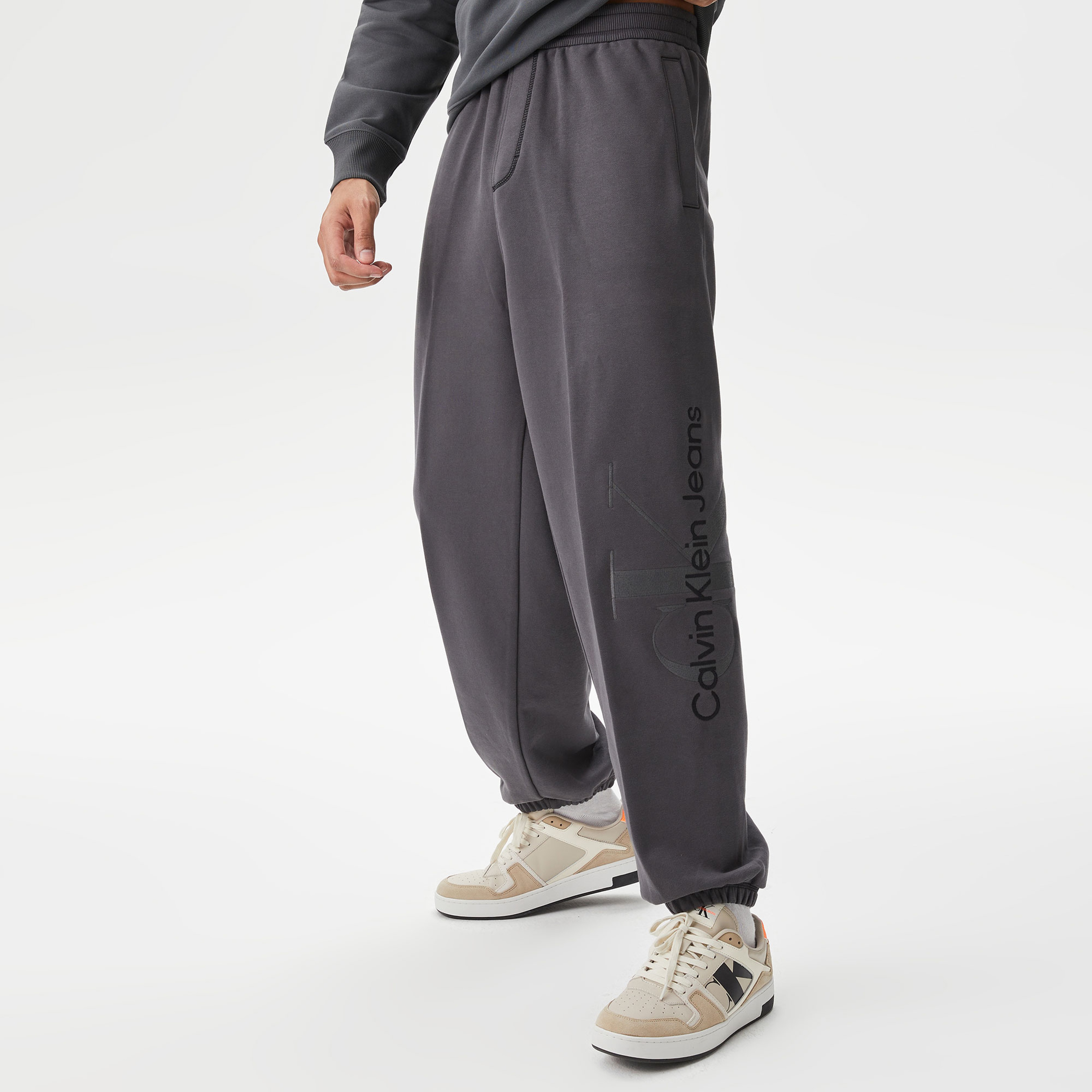 Calvin Klein Jeans Monologo Erkek Gri Eşofman Altı