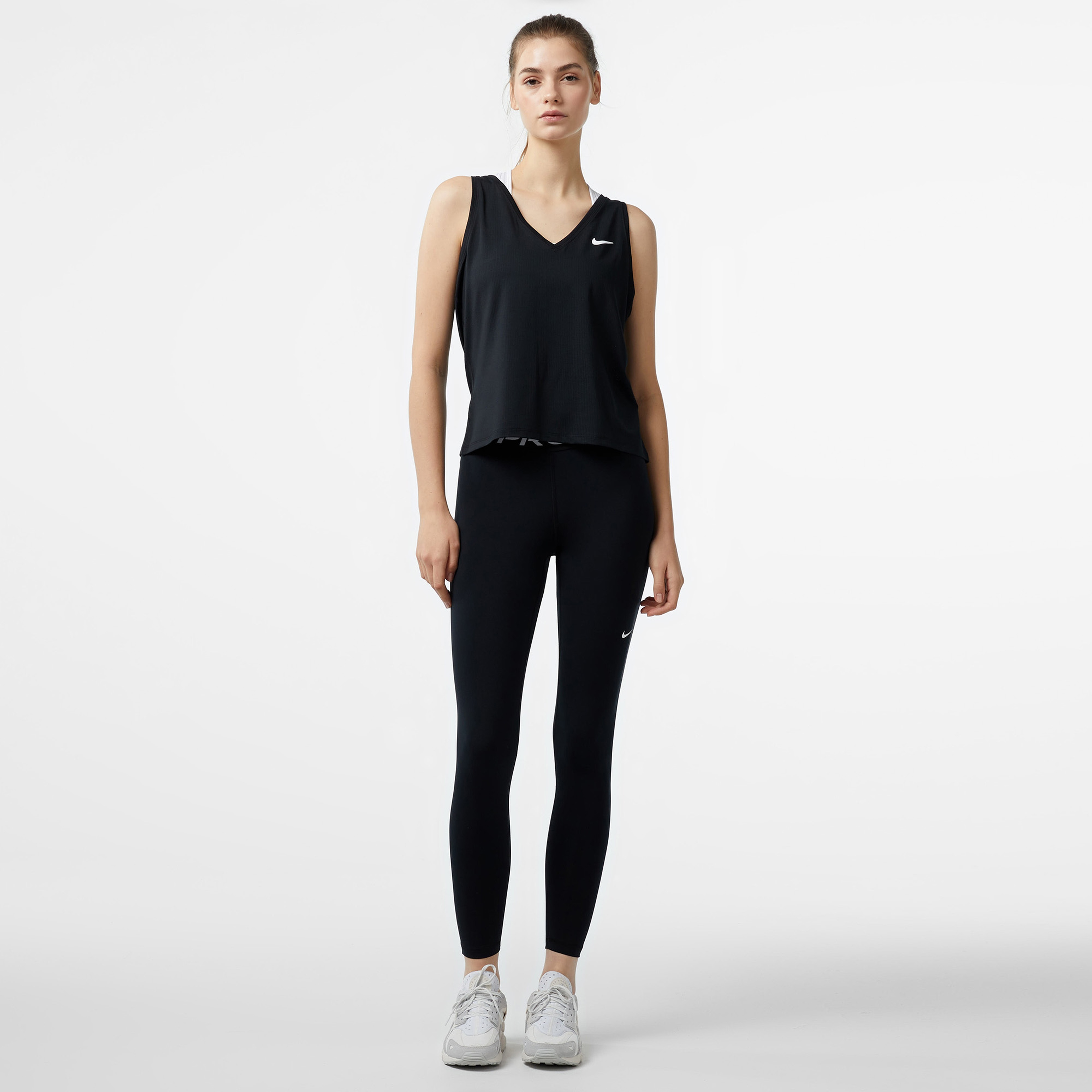 Nike Court Dri-FIT Victory Kadın Siyah Tenis Atleti