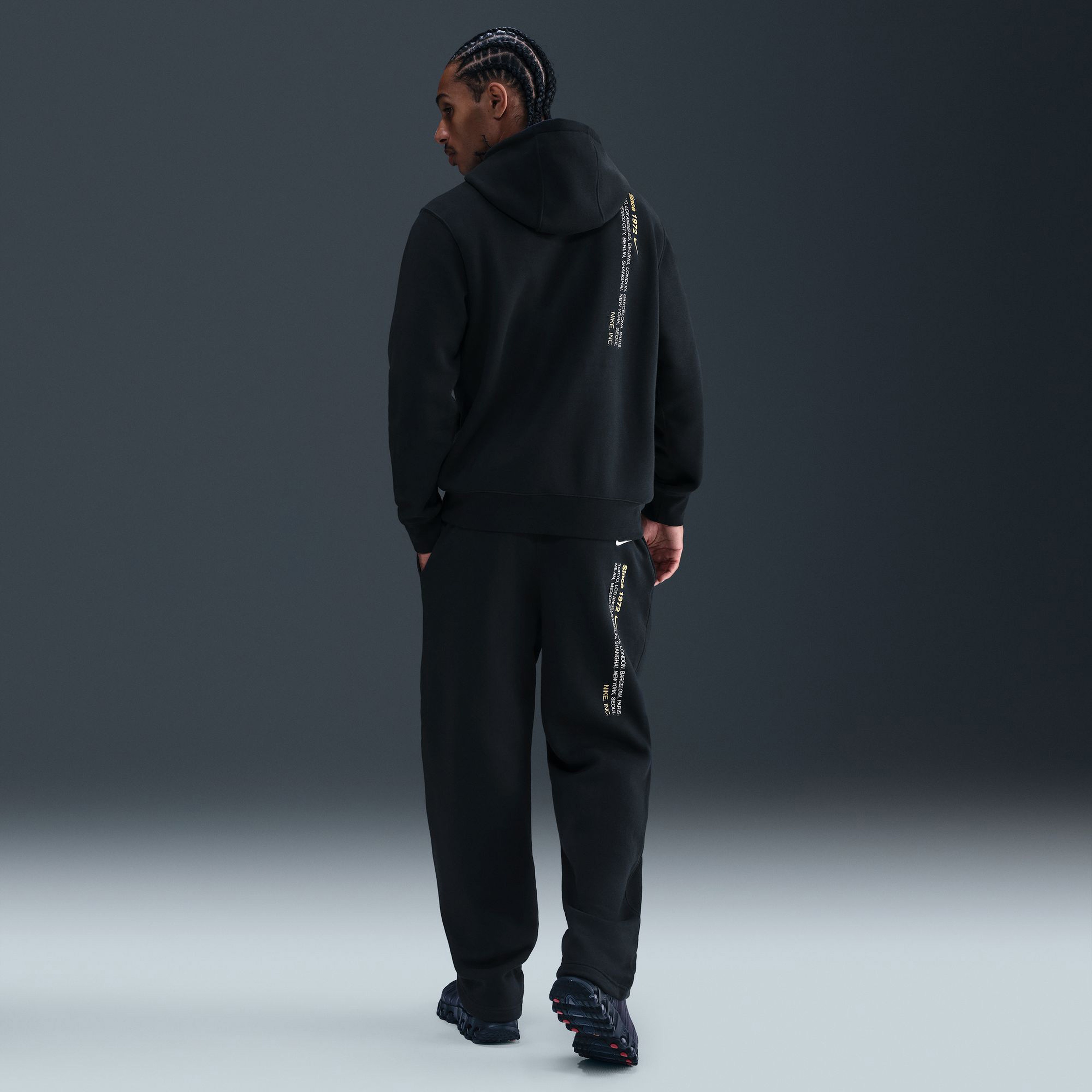 Nike Sportswear Club Erkek Siyah Sweatshirt