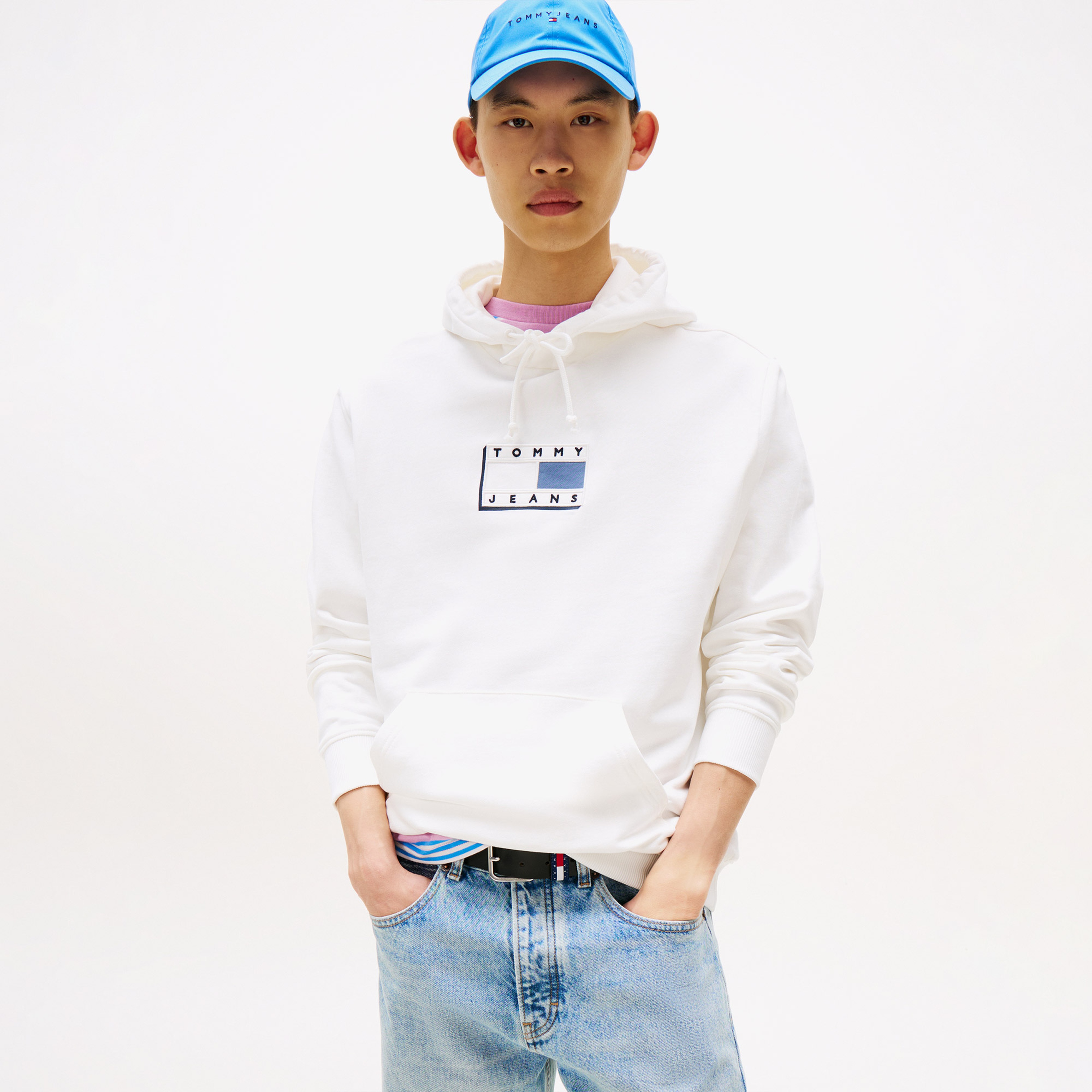 Tommy Jeans Regular Pop Flag Erkek Beyaz Hoodie