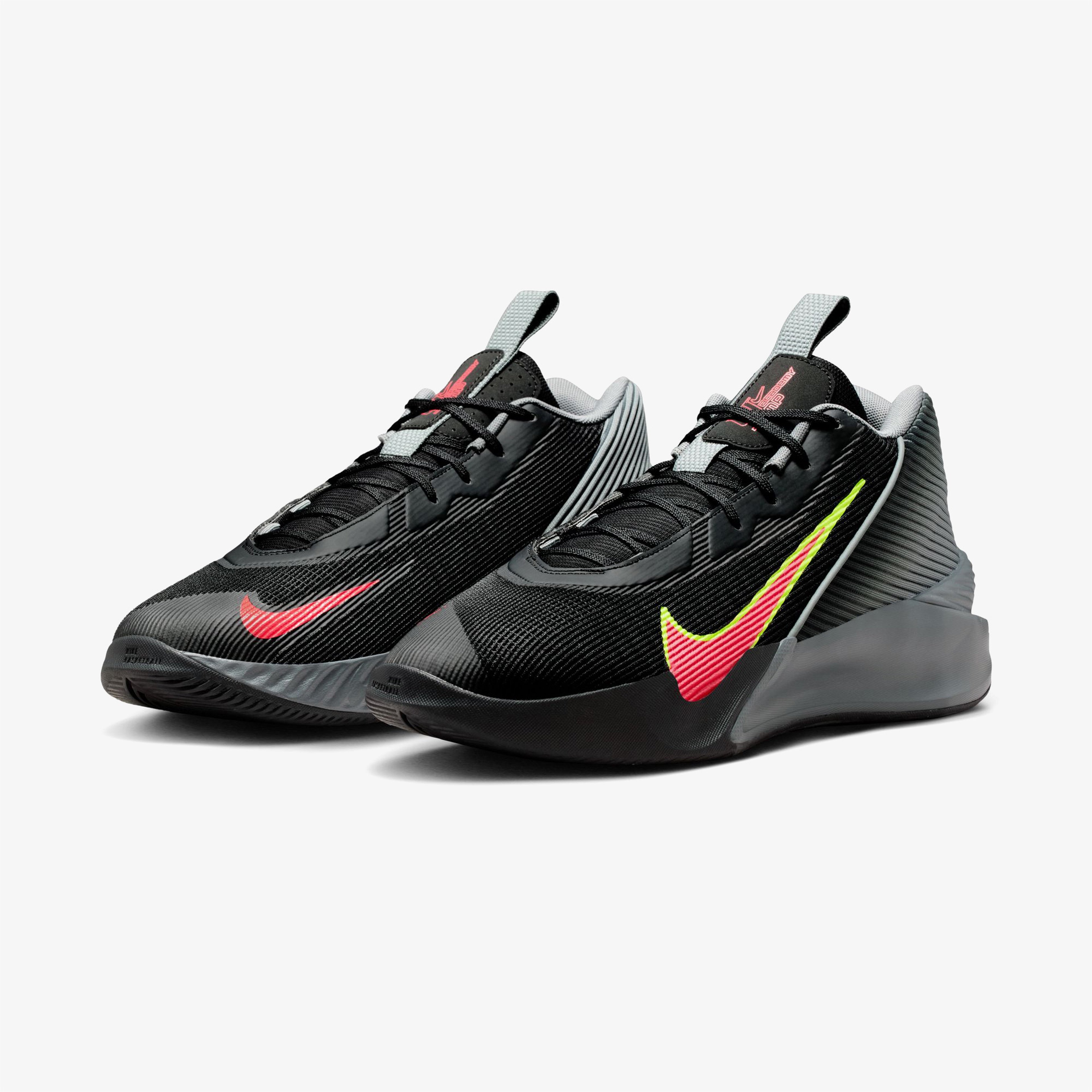 Nike G.T. Jump Academy Erkek Siyah Basketbol Ayakkabısı