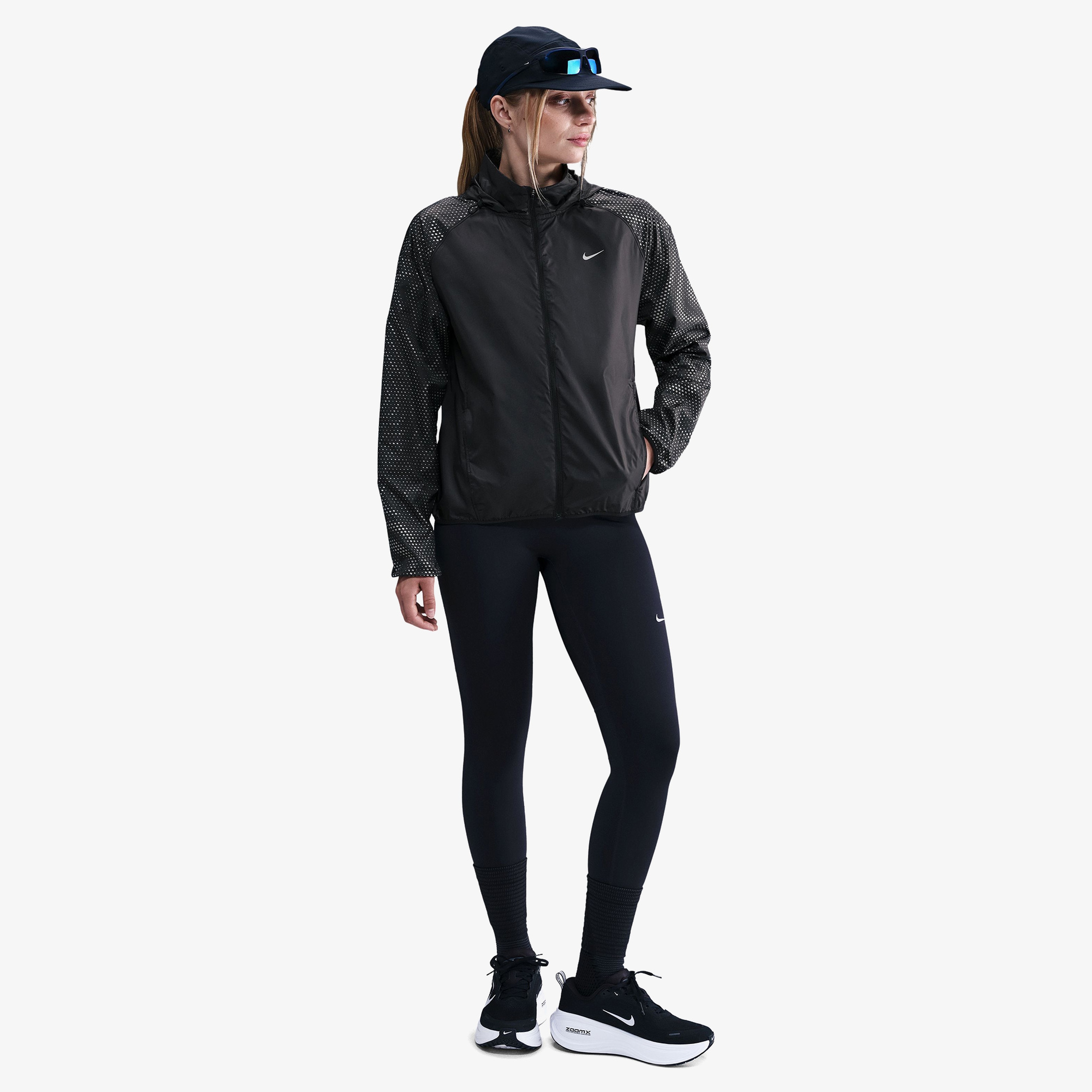 Nike Tempo Flash Kadın Siyah Koşu Ceketi
