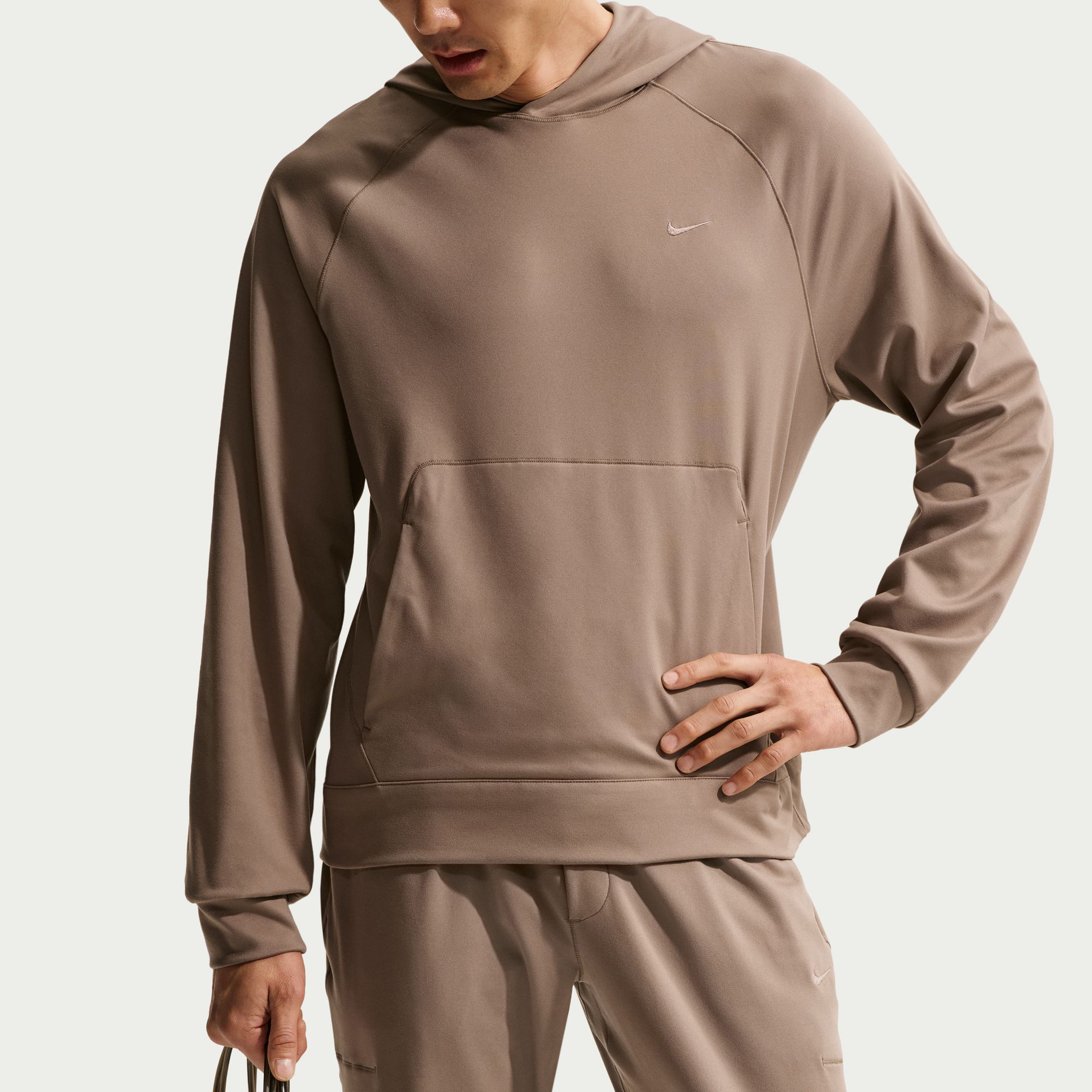 Nike Primary Erkek Kahverengi Sweatshirt