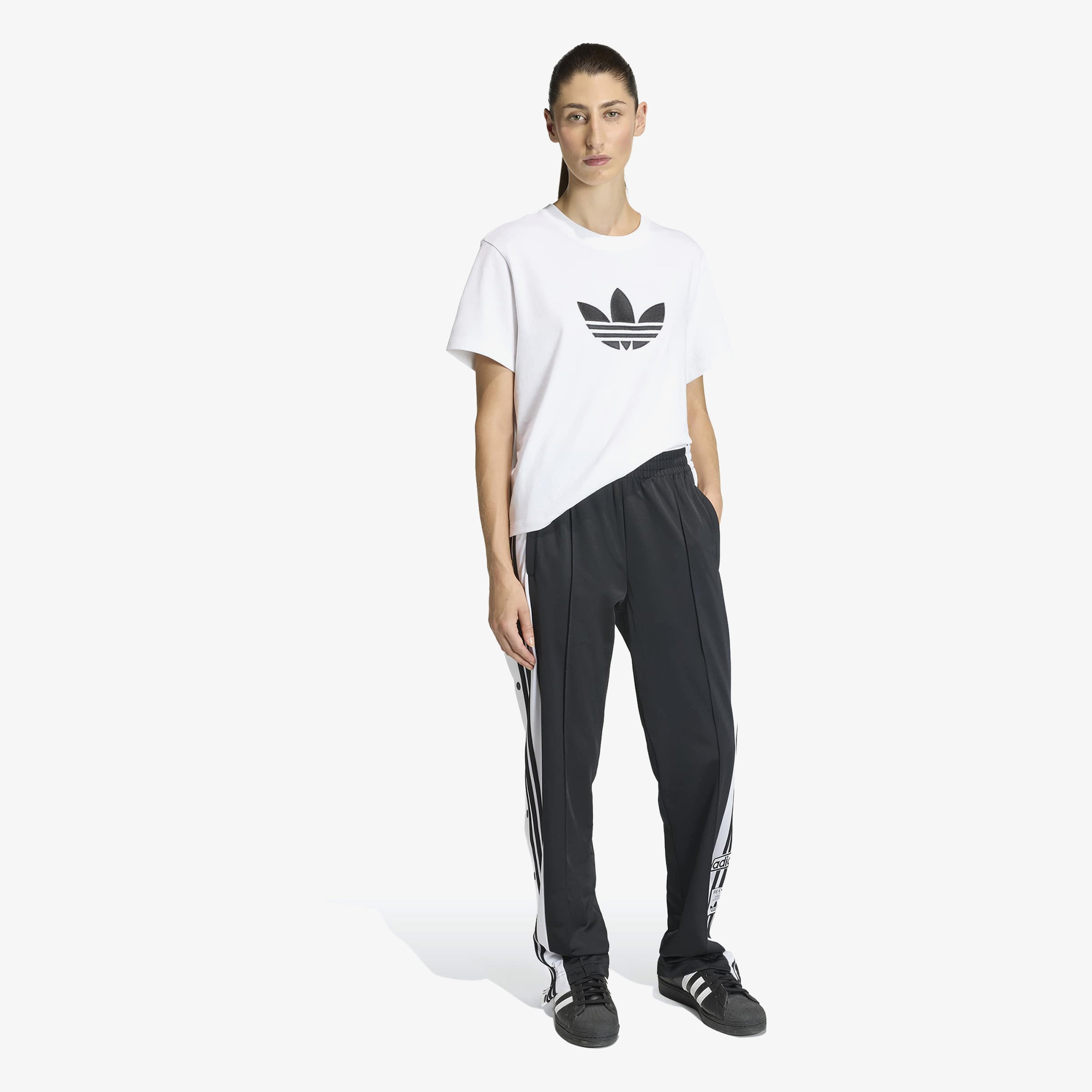 adidas Trefoil Boxy Kadın Beyaz T-Shirt