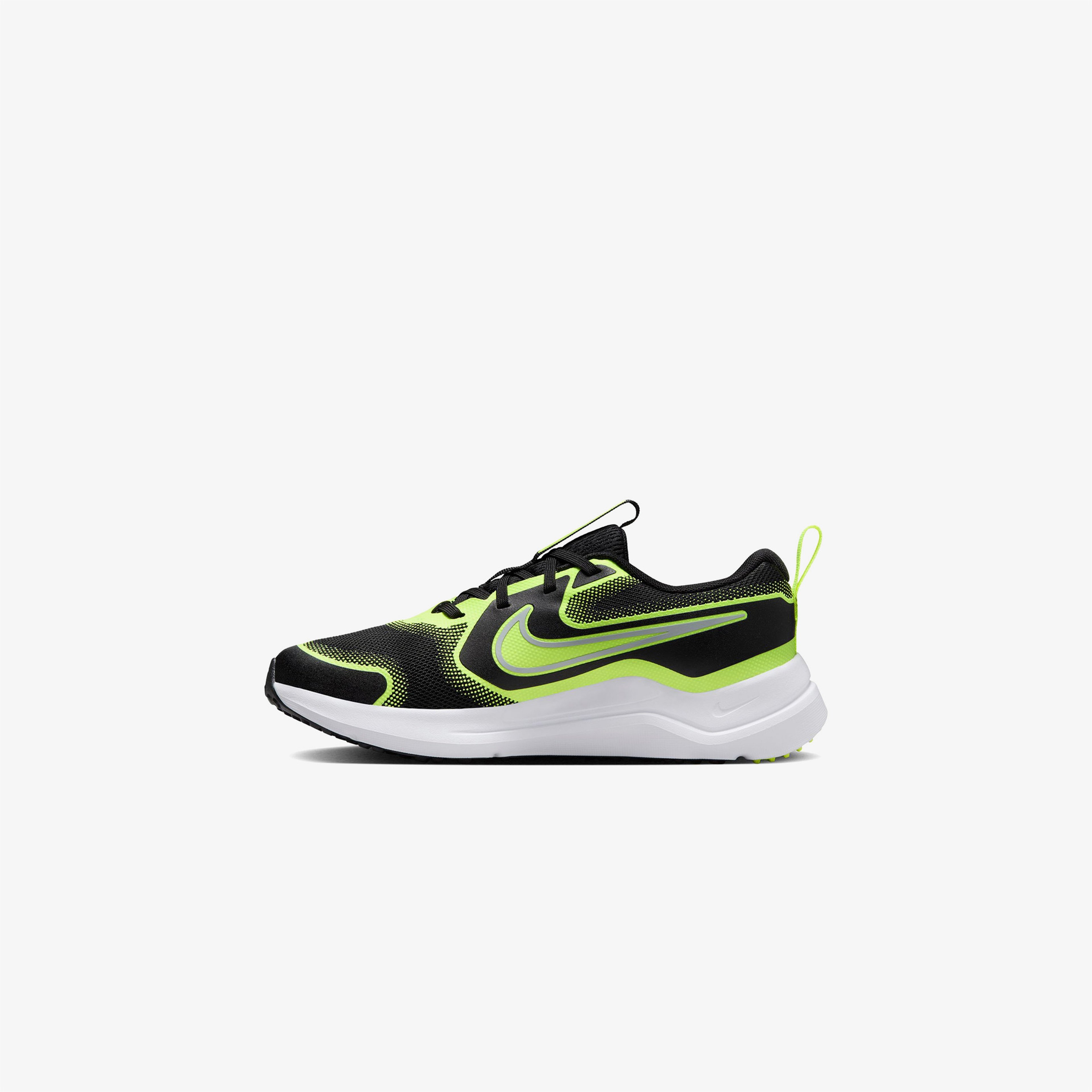 Nike Cosmic Runner Çocuk Siyah Koşu Ayakkabısı