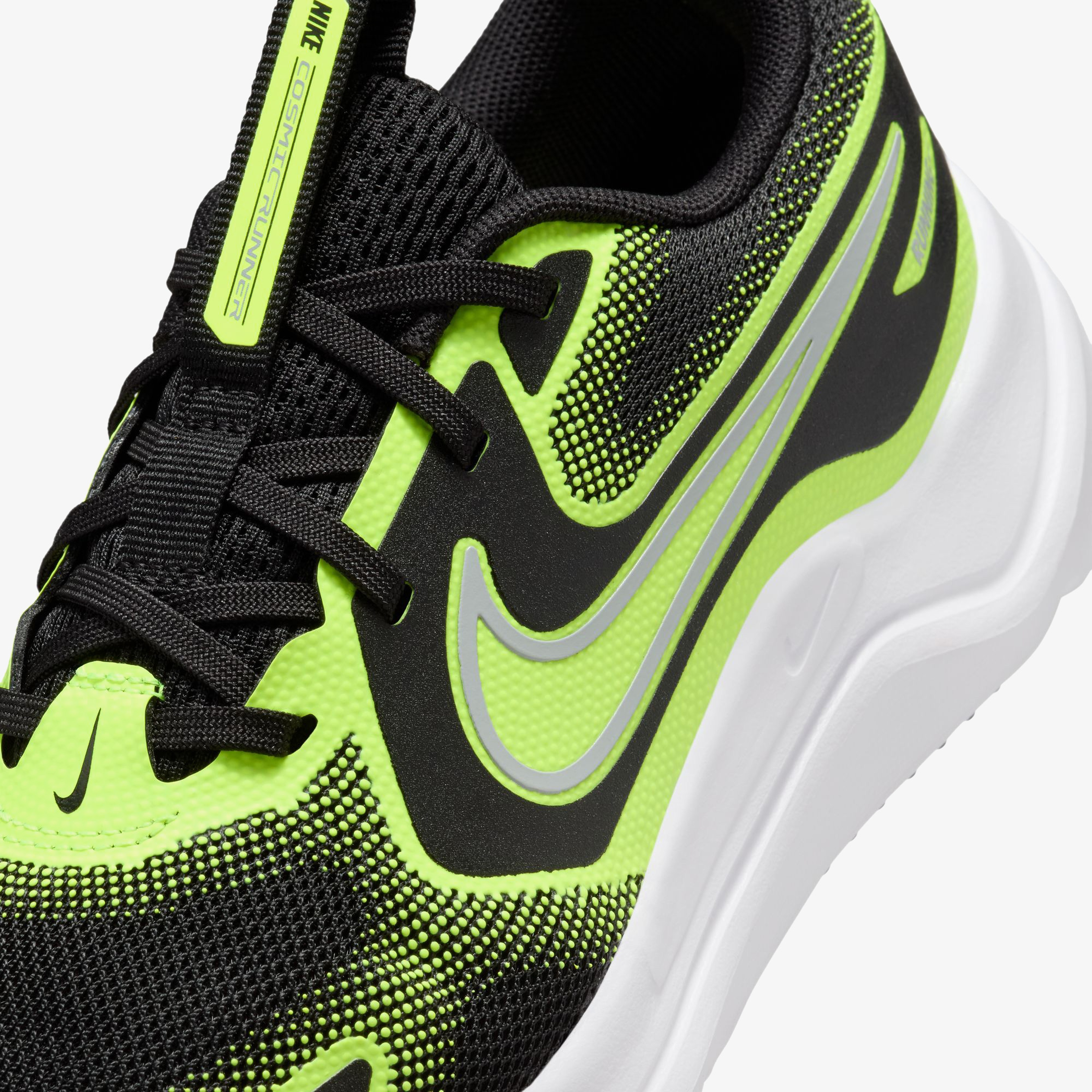 Nike Cosmic Runner Çocuk Siyah Koşu Ayakkabısı