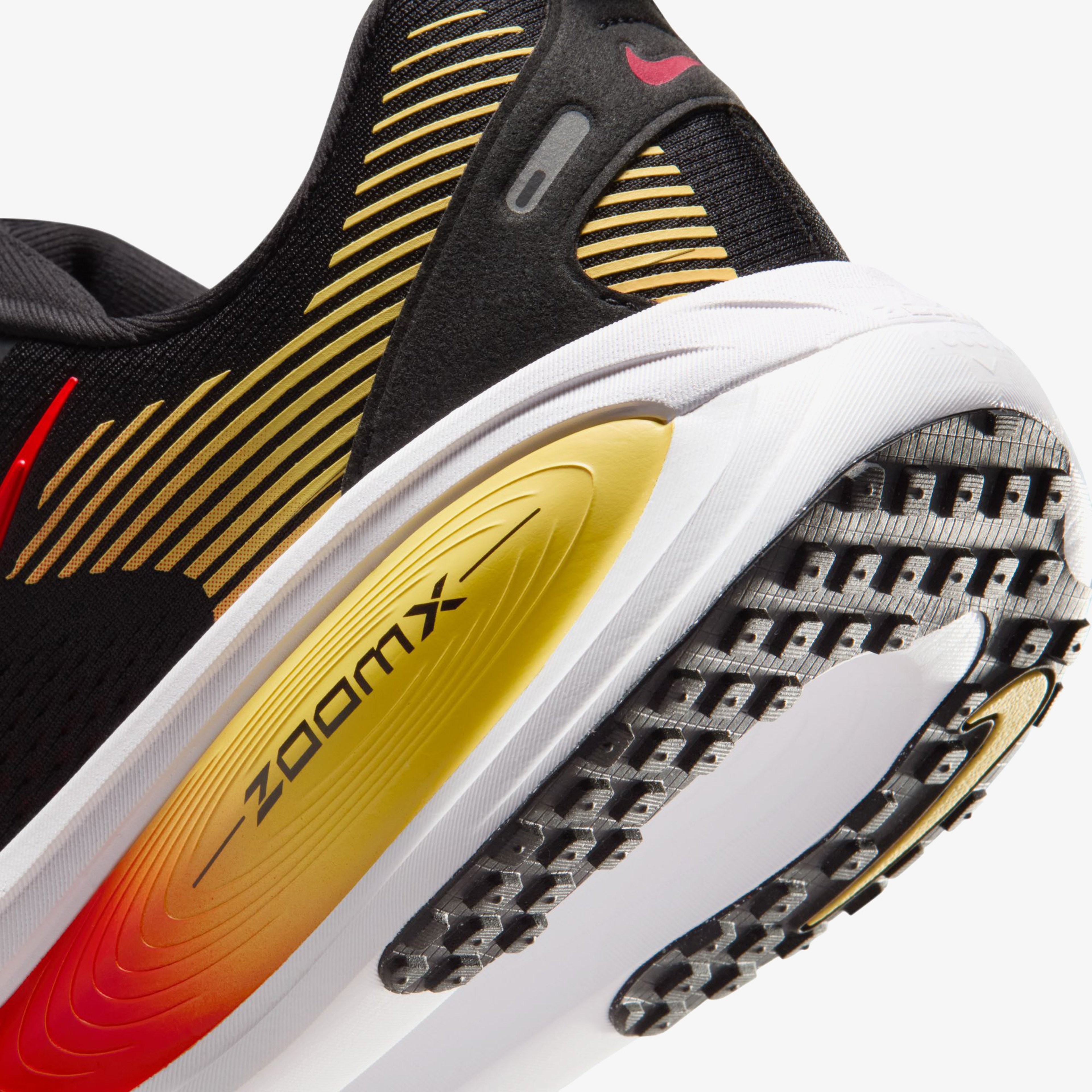 Nike Vomero 18 Erkek Siyah Koşu Ayakkabısı