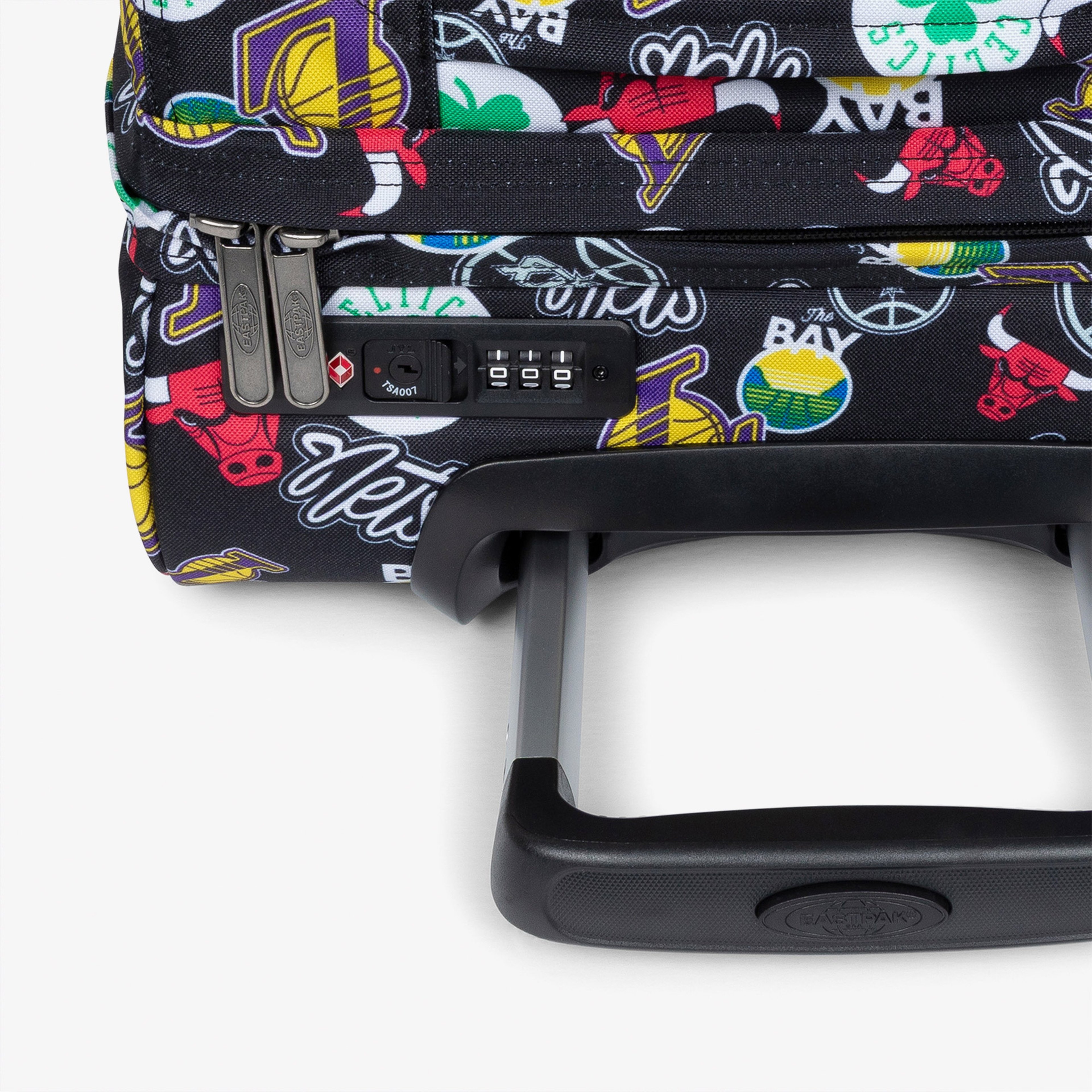 Eastpak Transit'R S NBA Takım Desenli Unisex Renkli Valiz