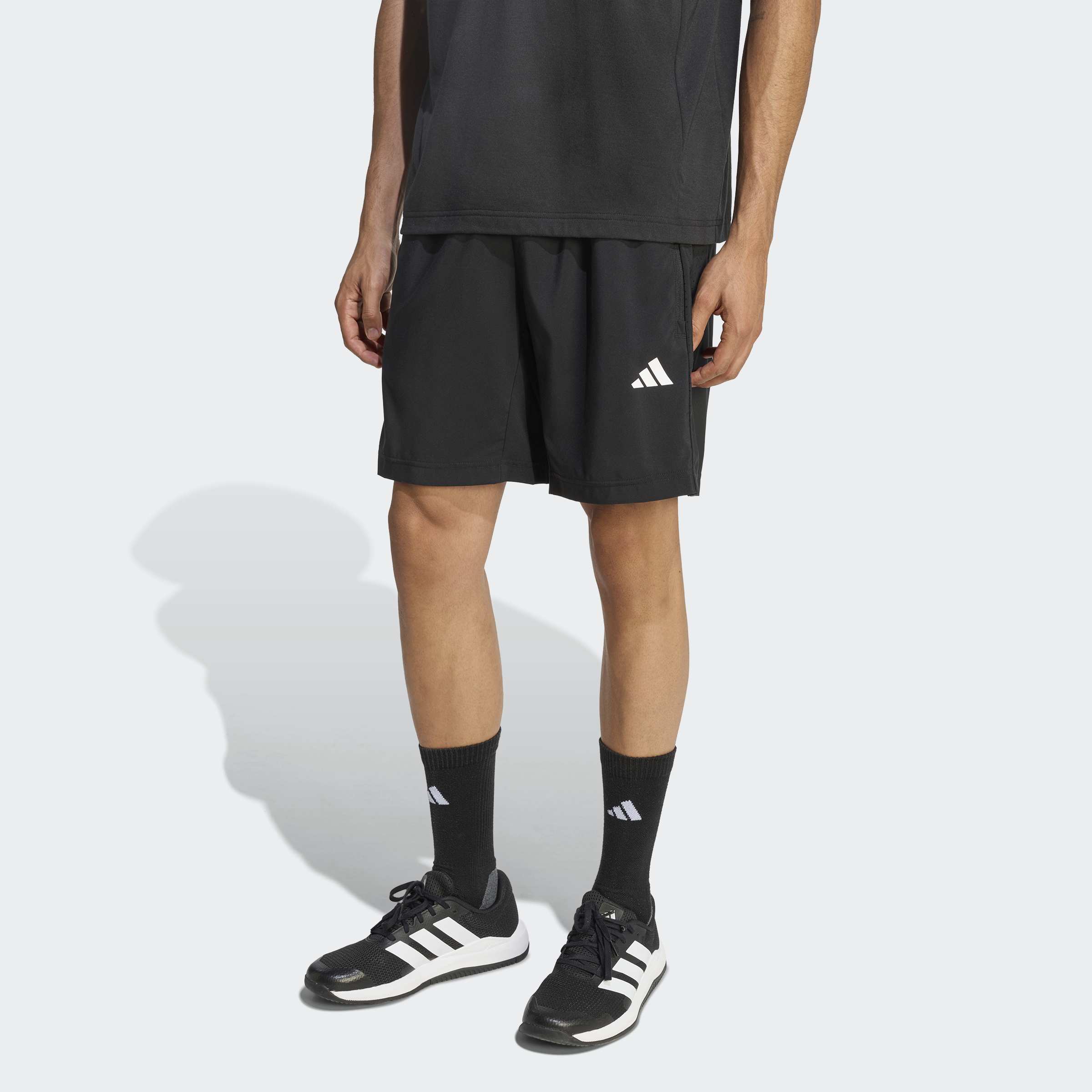 adidas Workout Essentials Base Dokuma Erkek Siyah Antrenman Şortu