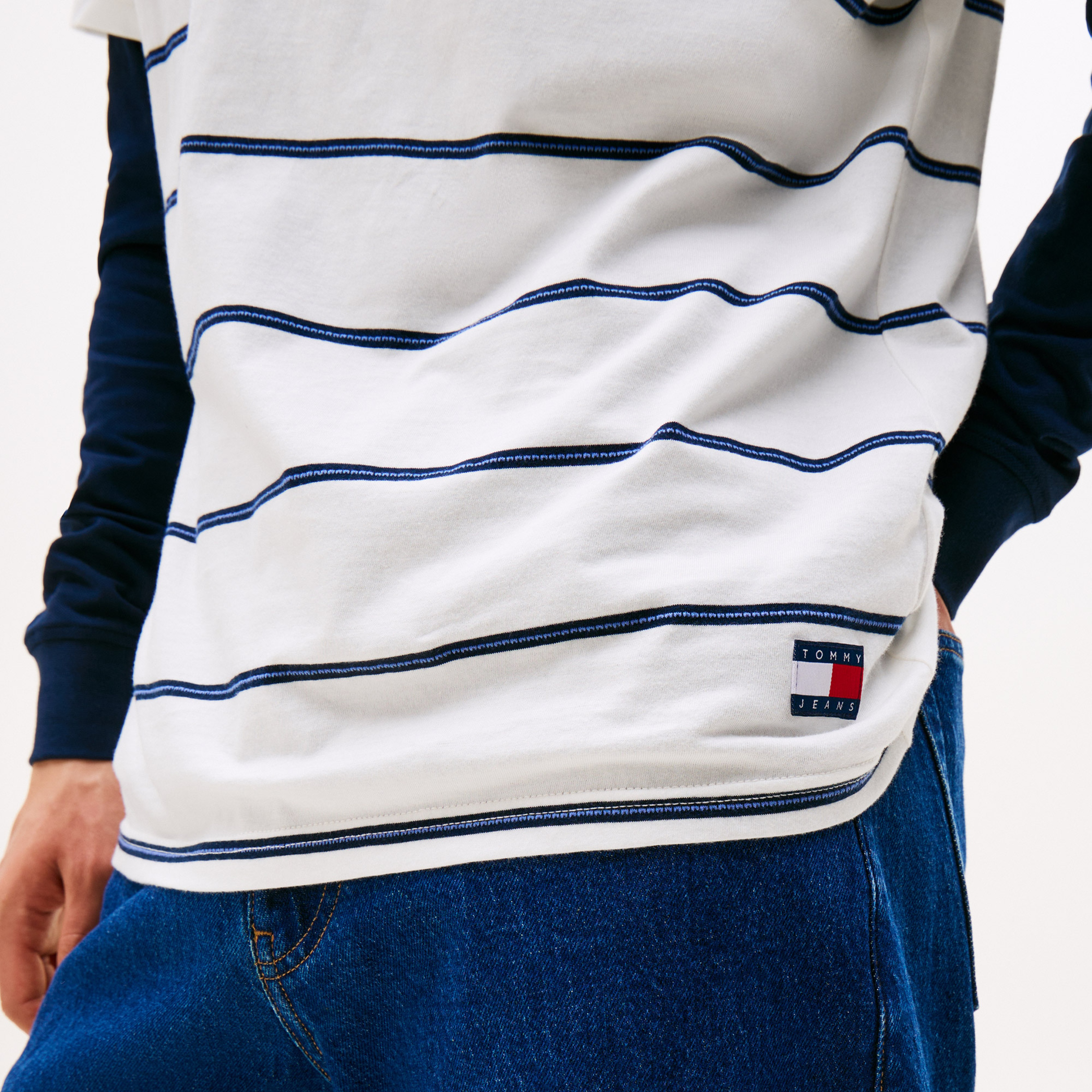 Tommy Jeans Regular Textured Stripe Erkek Beyaz T-Shirt