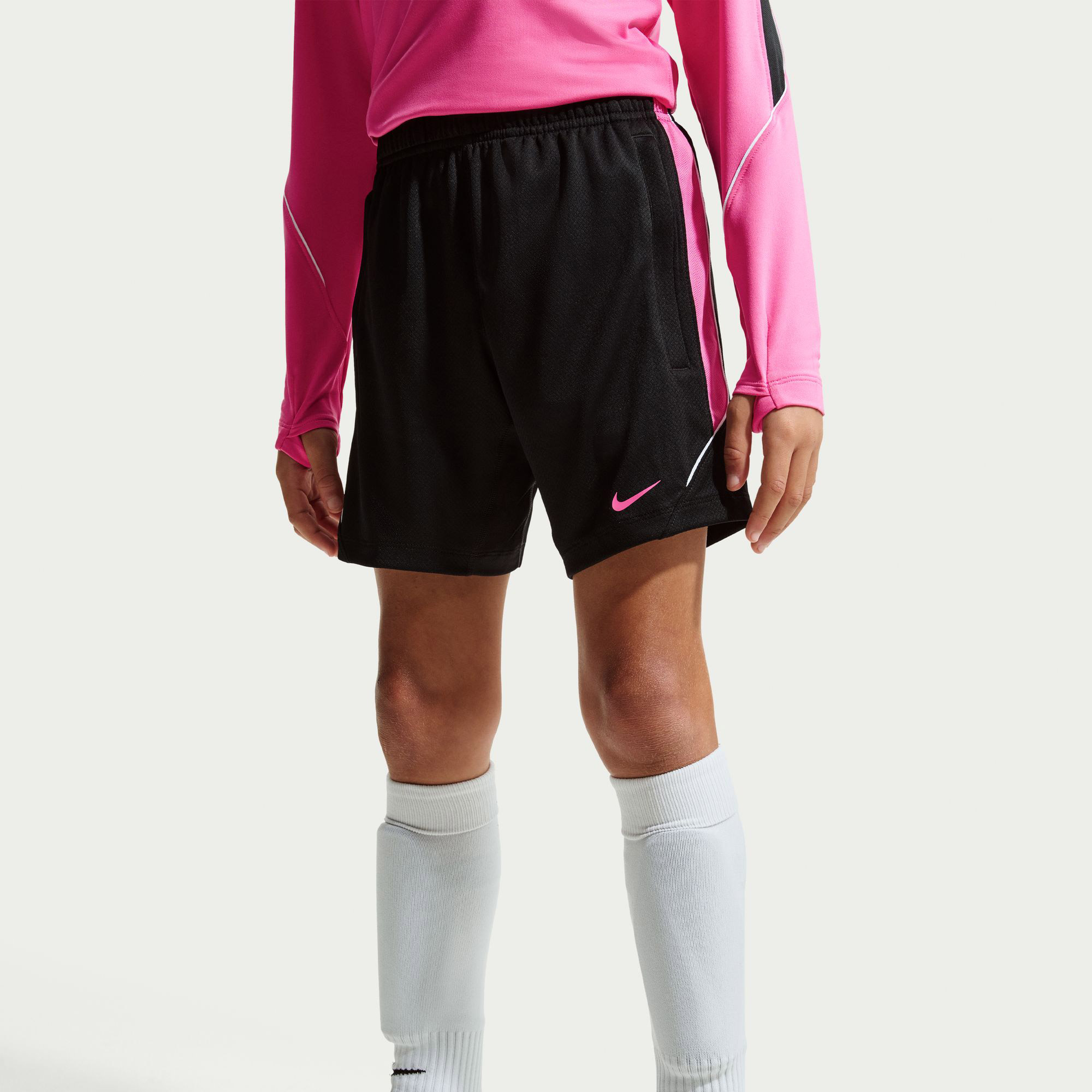 Nike Strike Çocuk Siyah Futbol Şortu