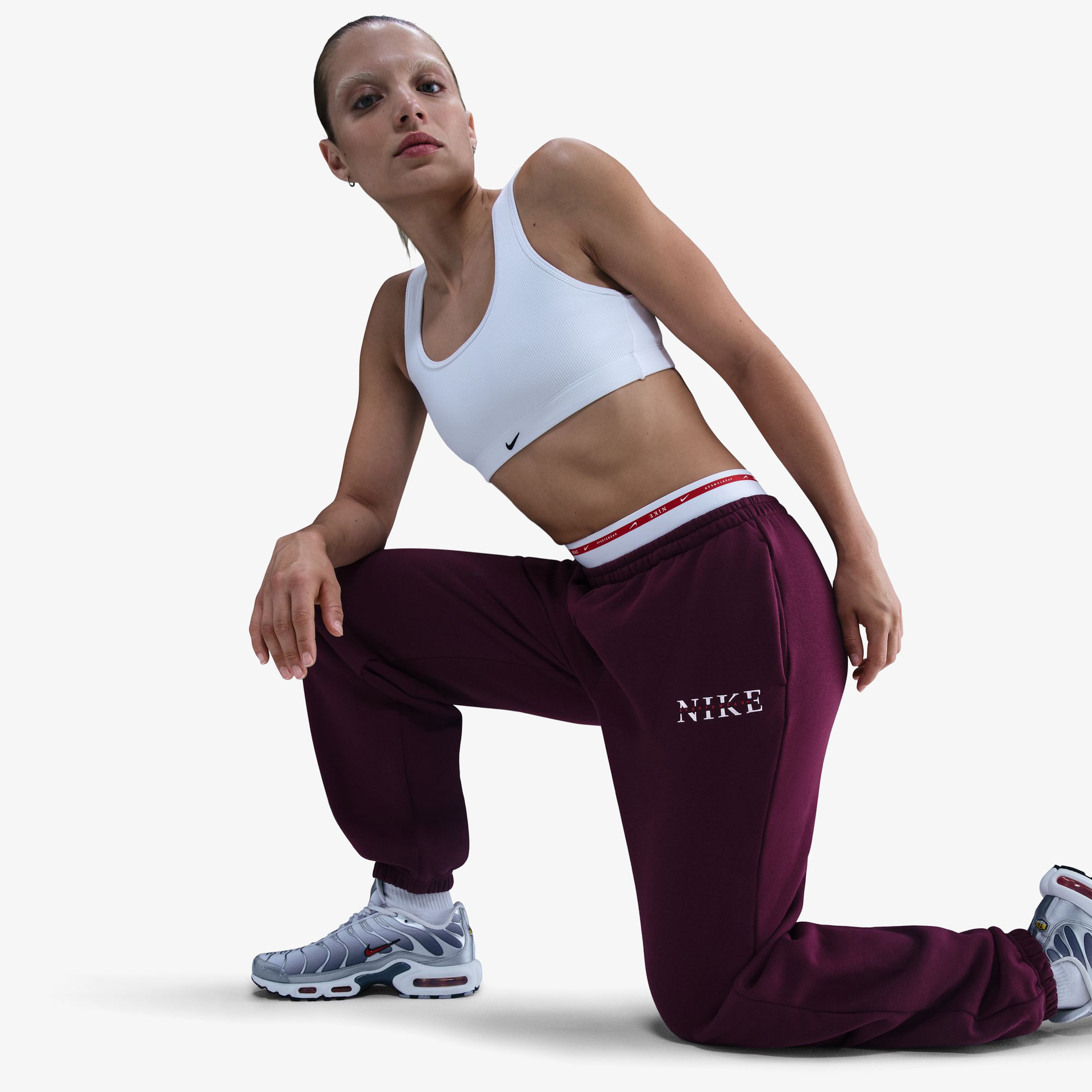 Nike Sportswear Phoenix Fleece Kadın Bordo Eşofman Altı