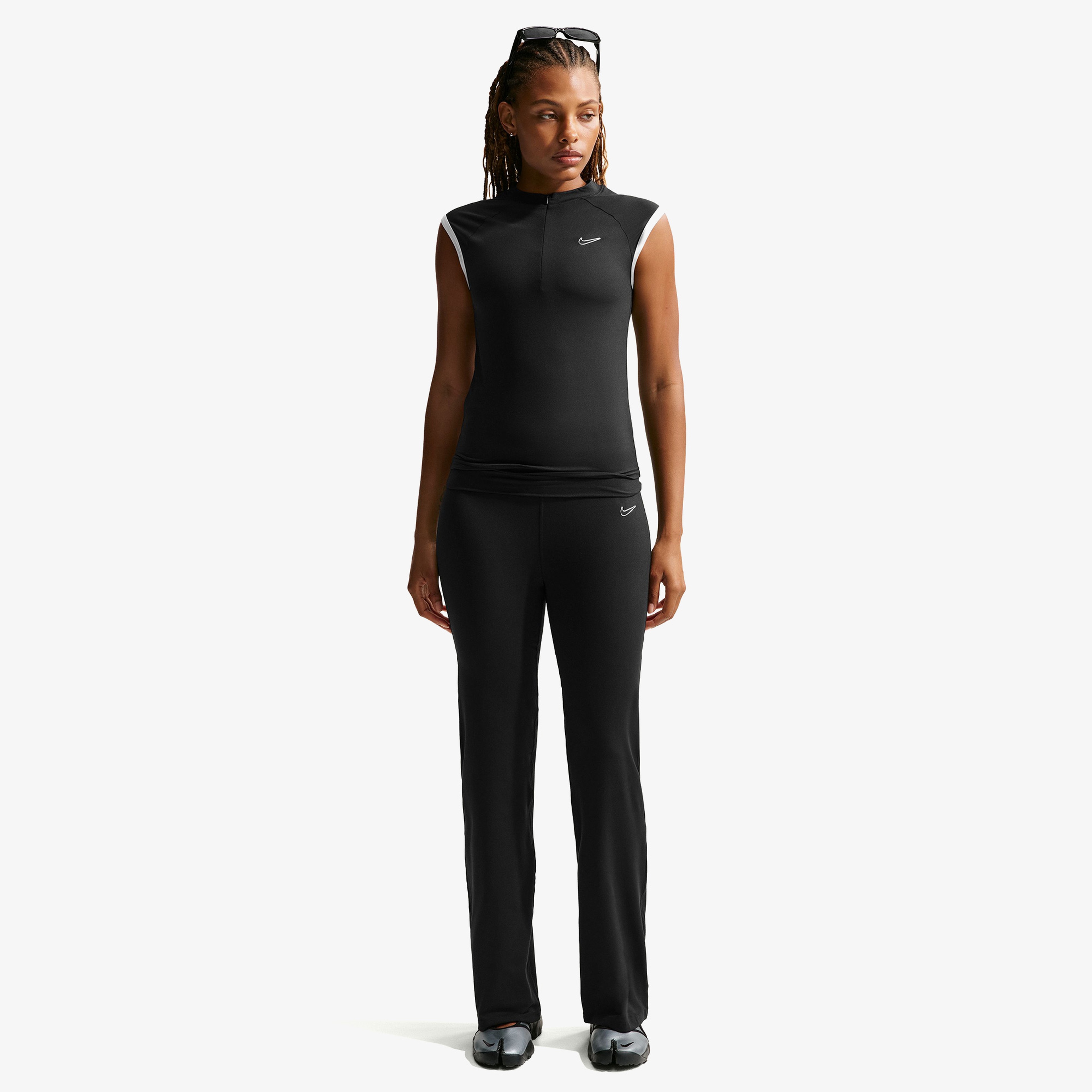 Nike Sleveless Fitted Quarter Zip Kadın Siyah T-Shirt