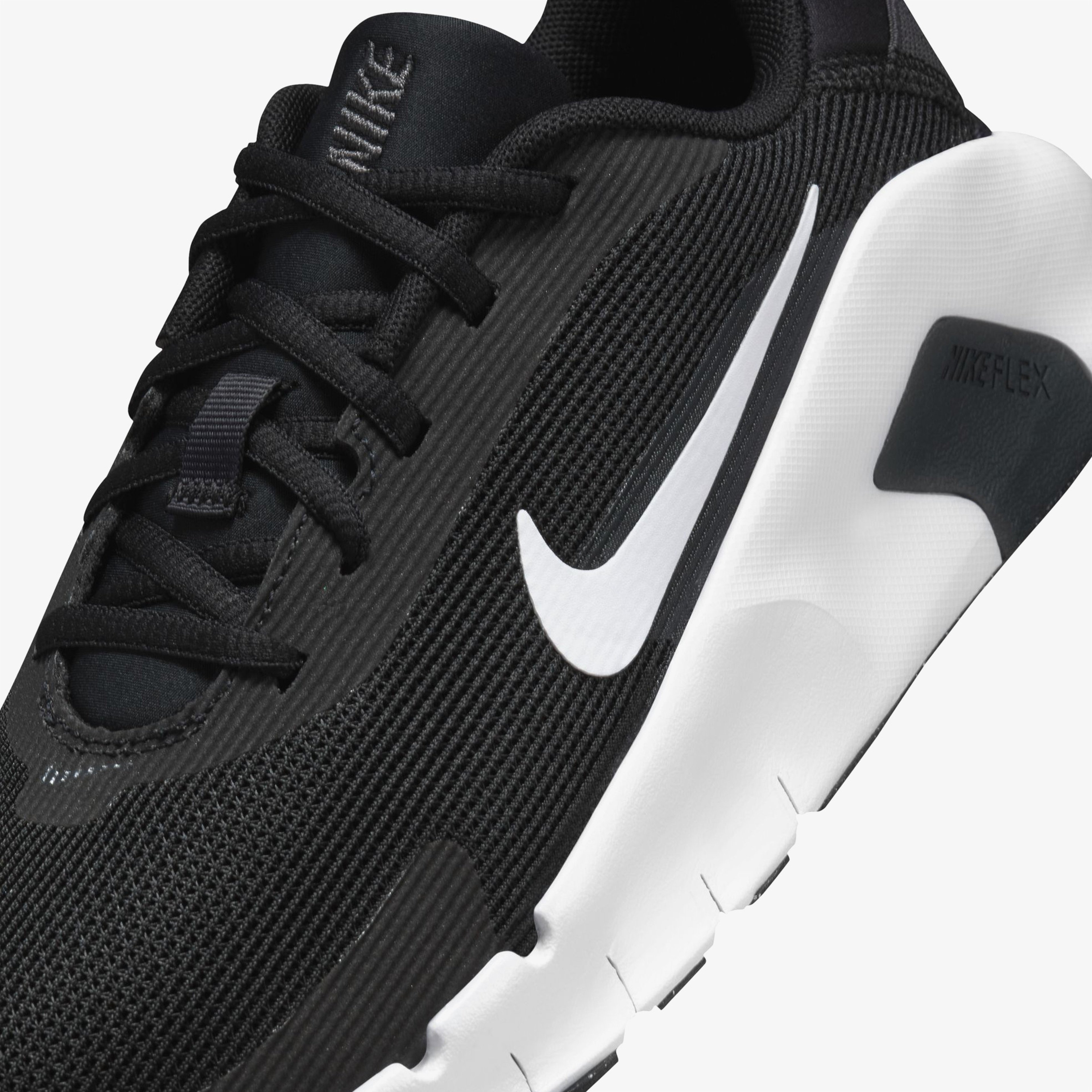 Nike Flex Train Kadın Siyah Antrenman Ayakkabısı