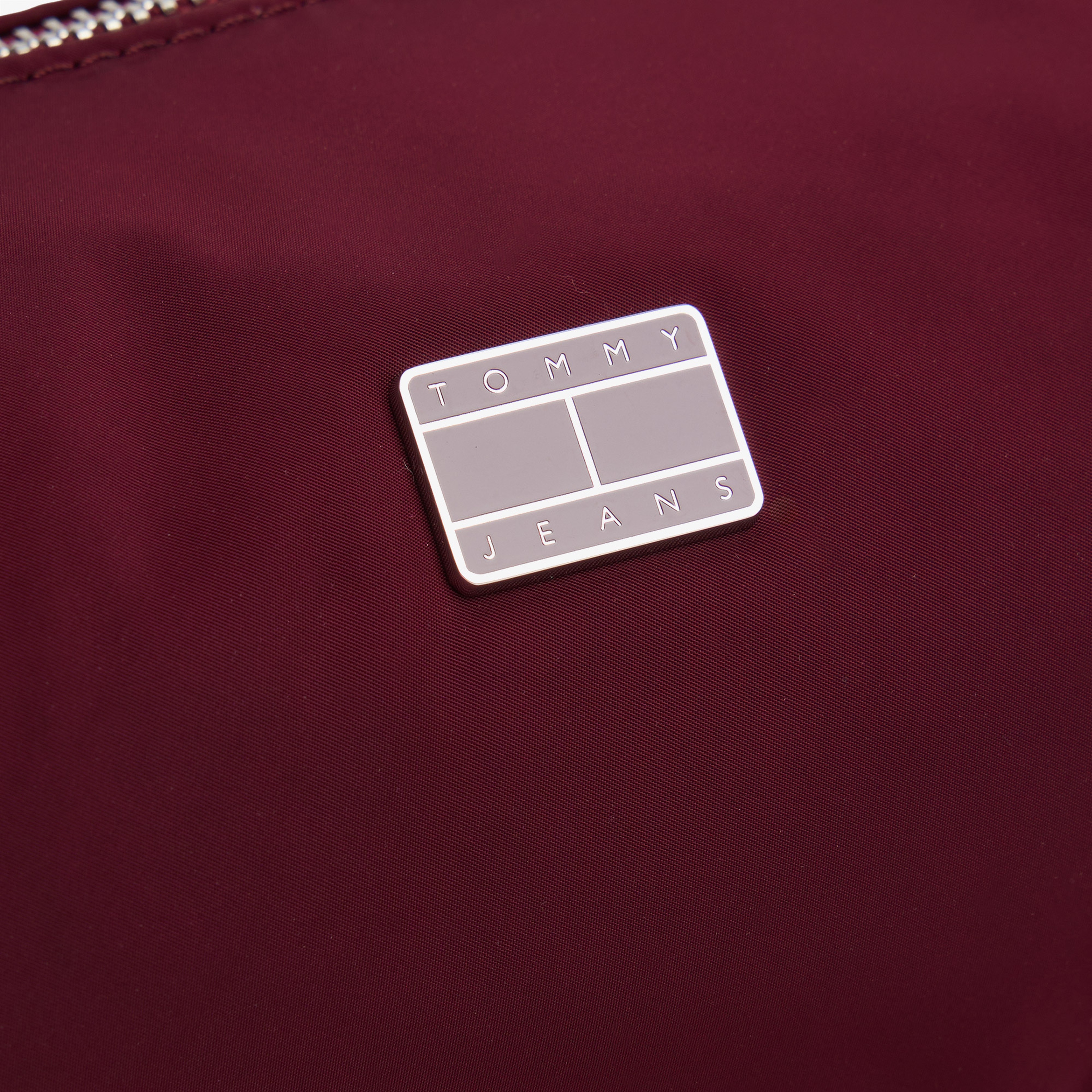 Tommy Jeans Urban Nylon Kadın Bordo Omuz Çantası