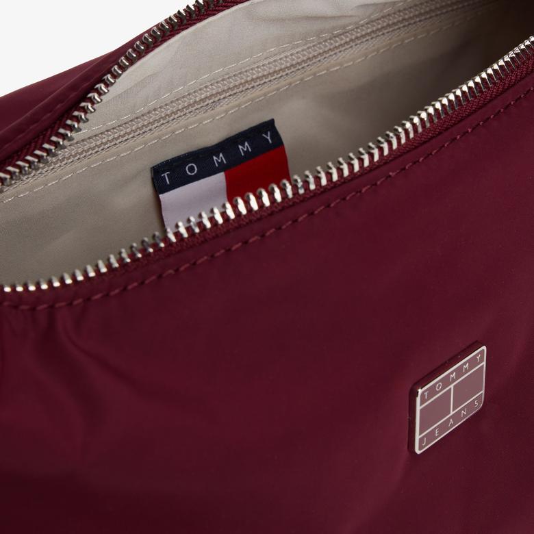 Tommy Jeans Urban Nylon Kadın Bordo Omuz Çantası