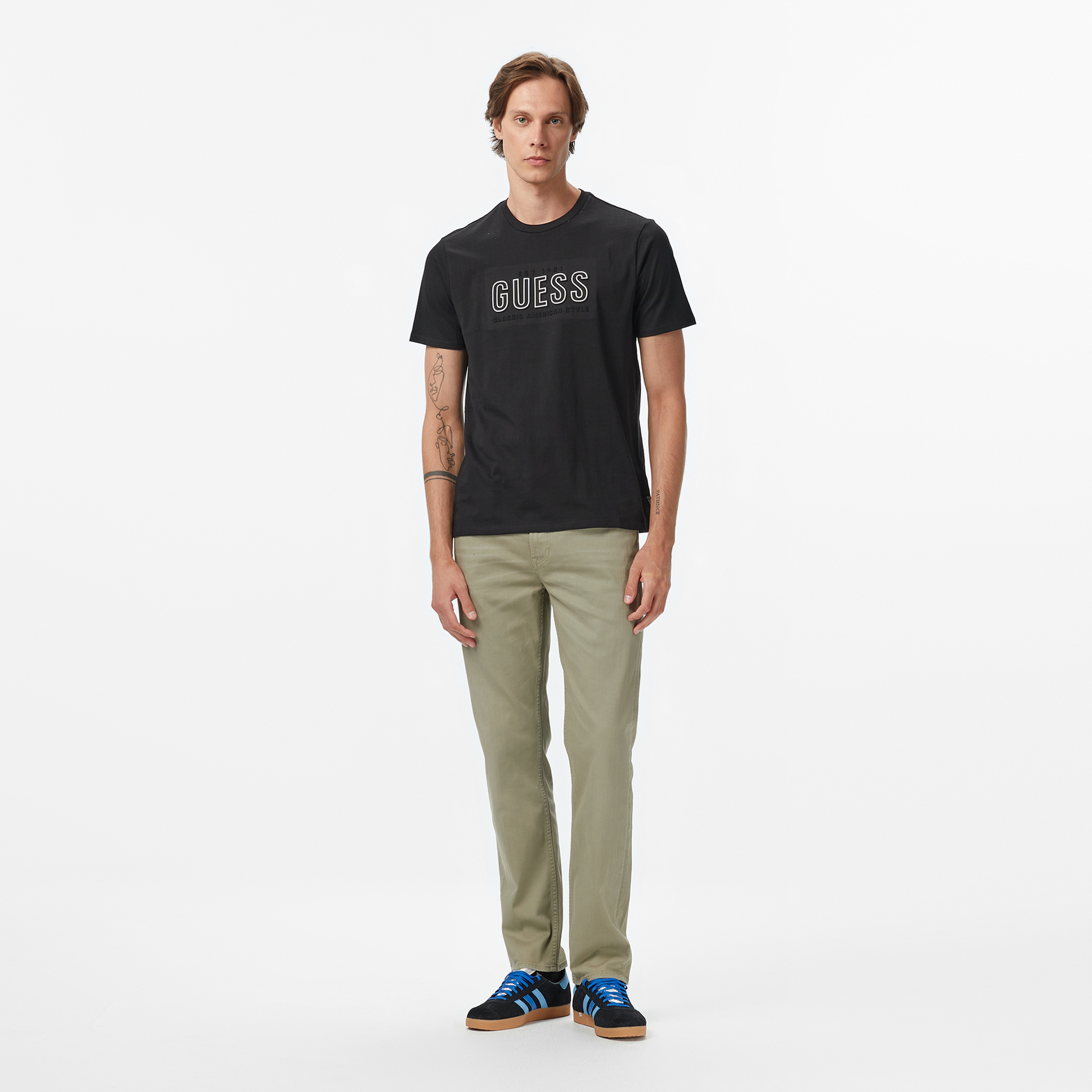 Guess Embosse Regular Fit Erkek Siyah T-Shirt