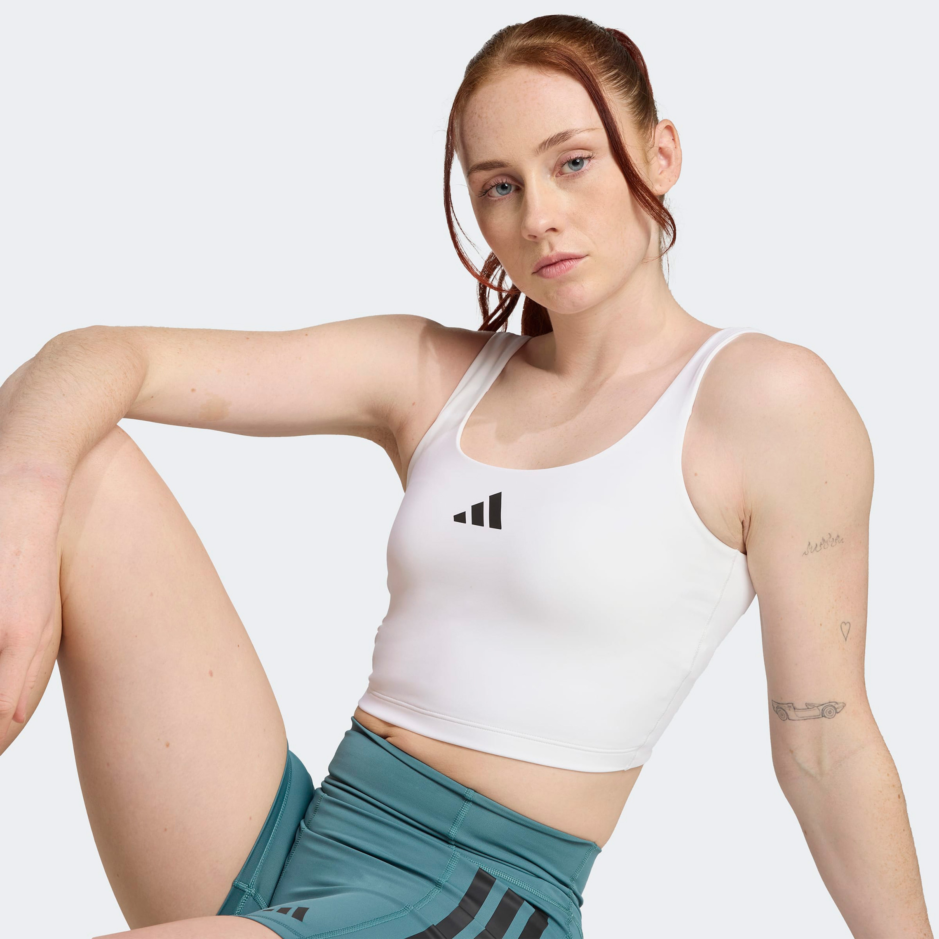 adidas Optime Power Kadın Beyaz Crop T-Shirt