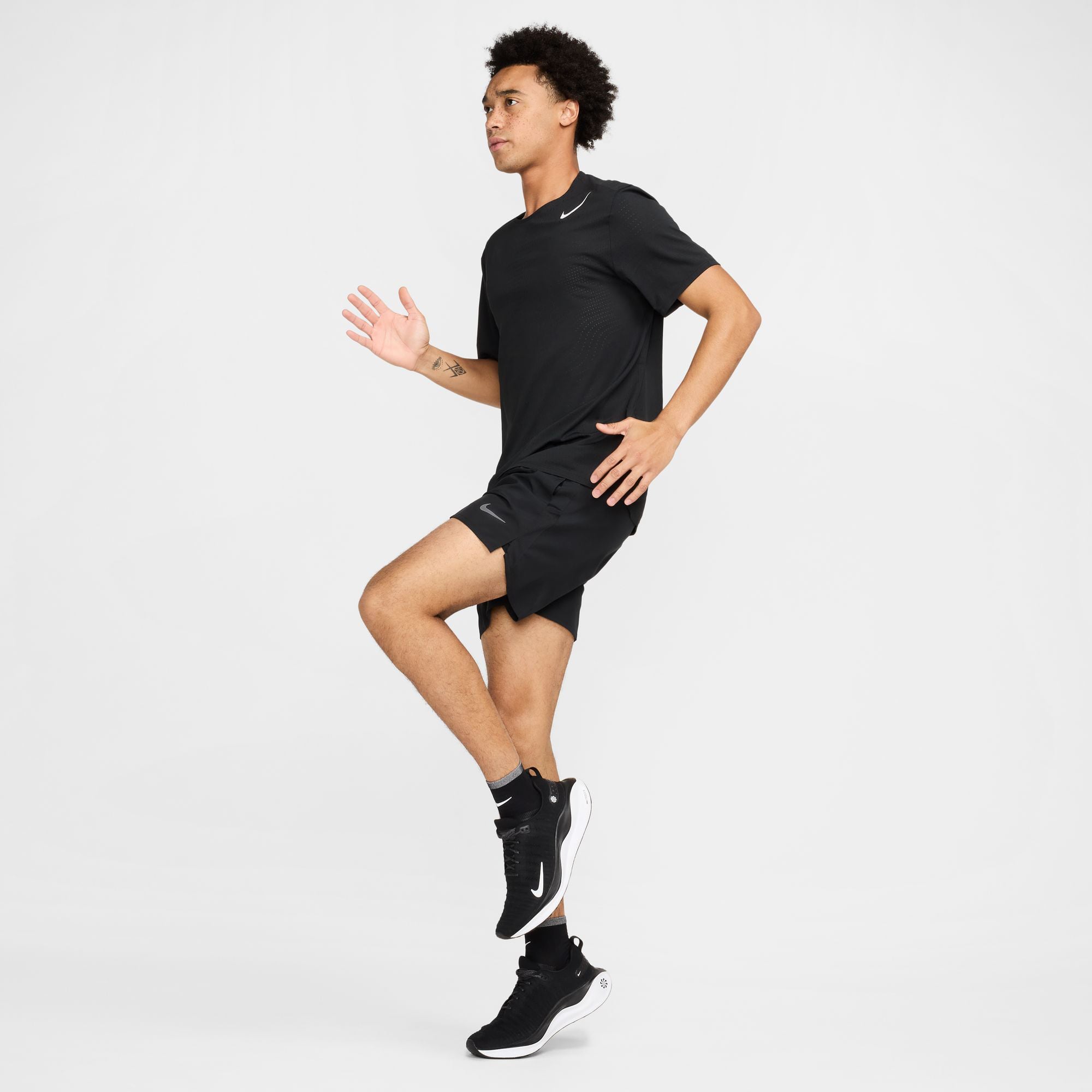 Nike Challenger Erkek Siyah Koşu Şort