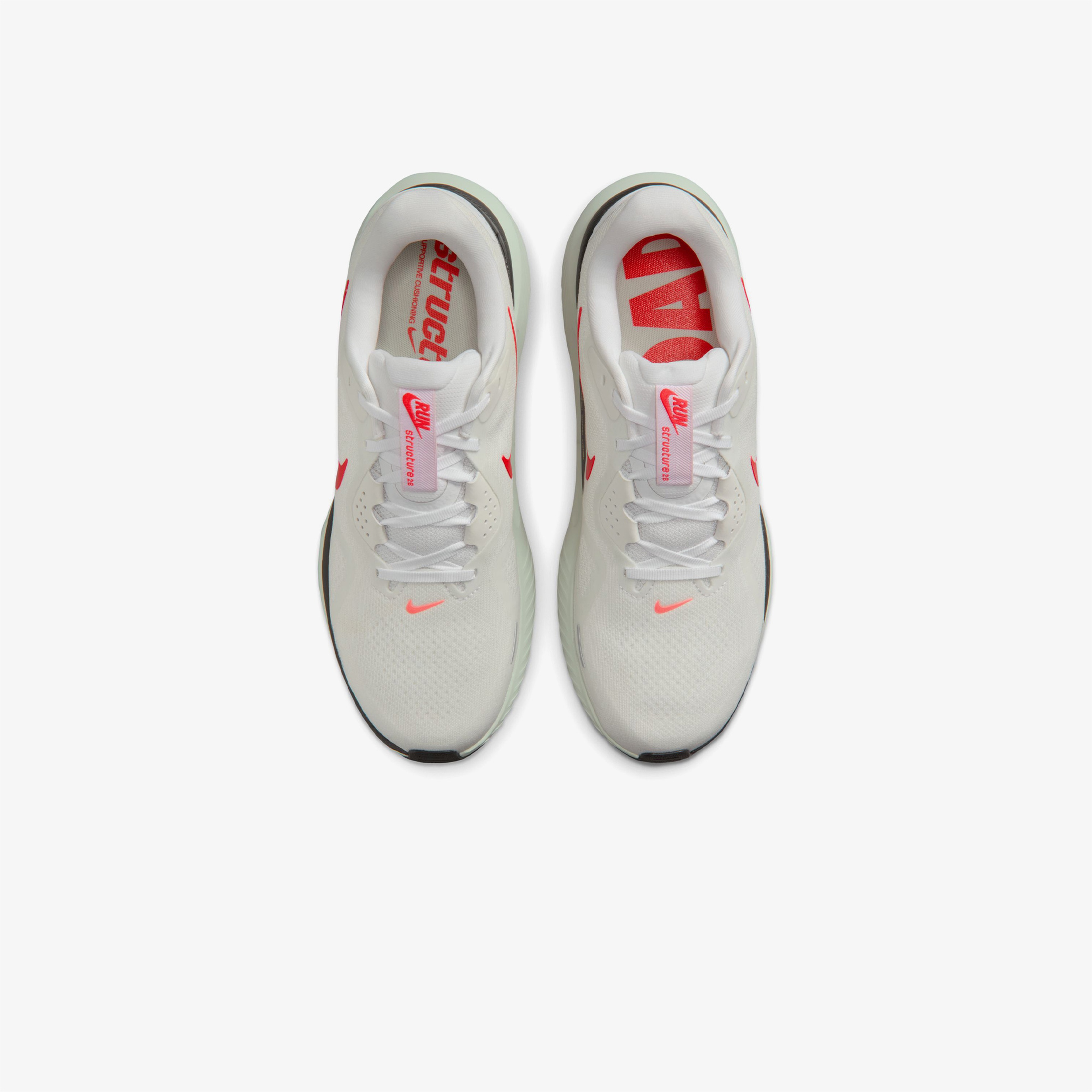 Nike Structure 26 Erkek Beyaz Koşu Ayakkabısı