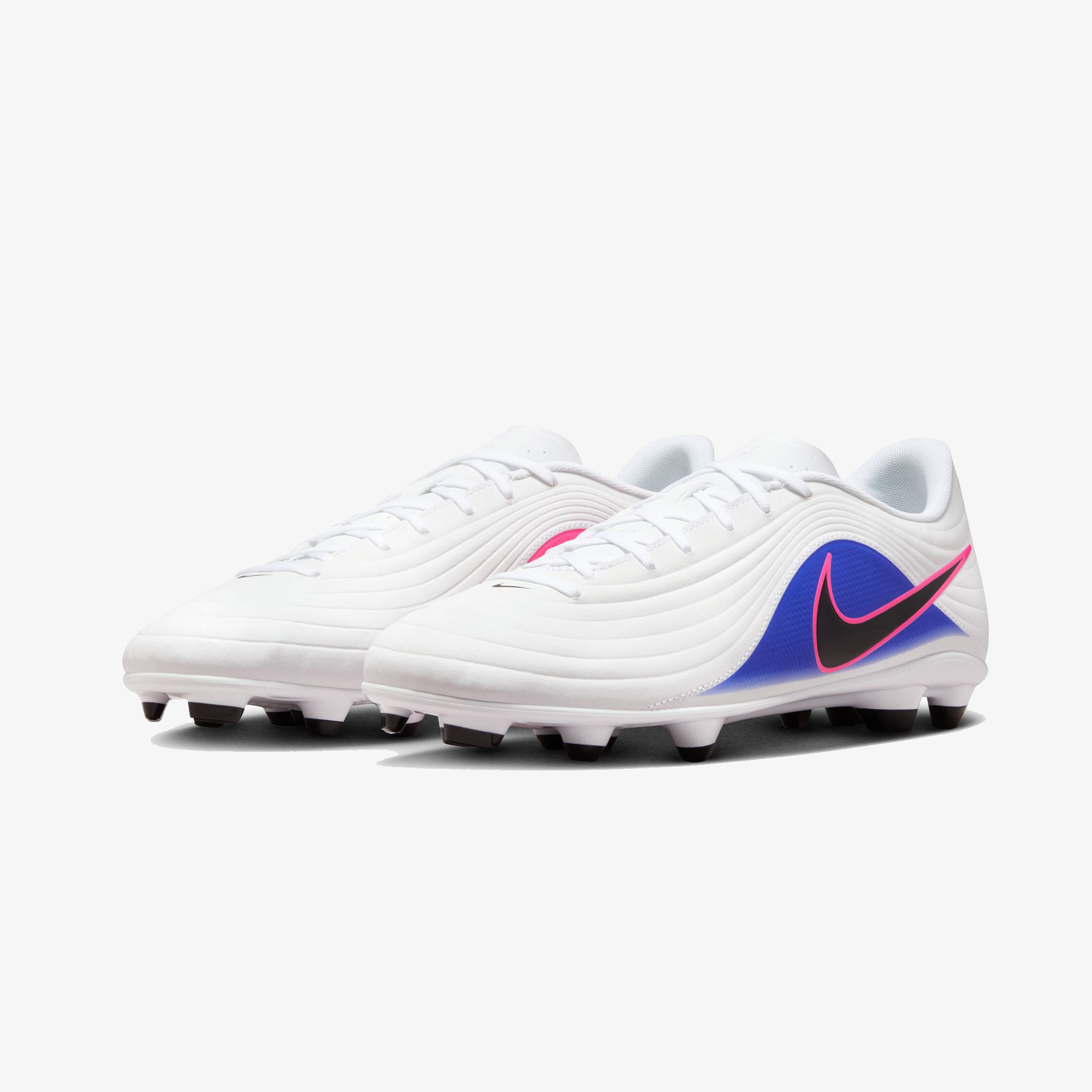 Nike Tiempo Maestro Club Erkek Beyaz Halı Saha Kramponu