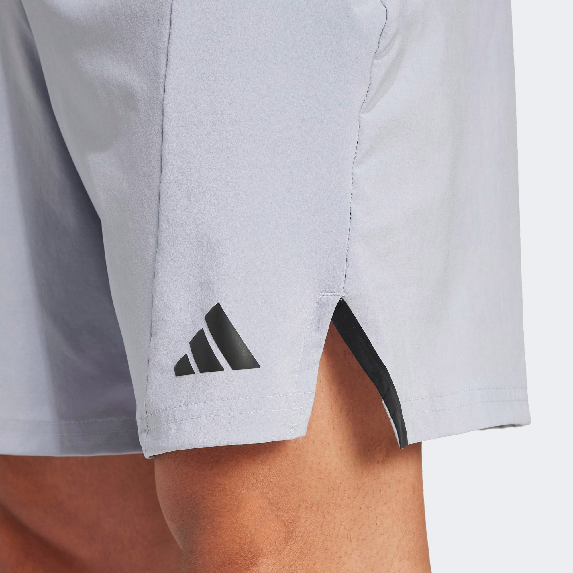 adidas Designed For Erkek Gri Antrenman Şortu