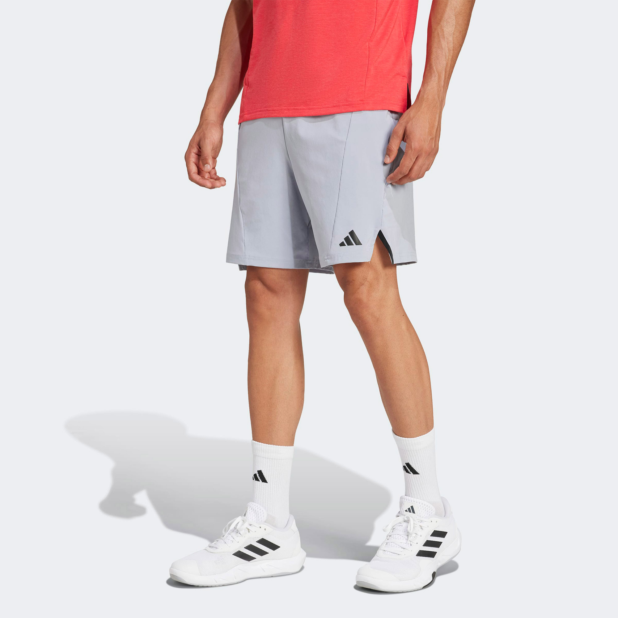 adidas Designed For Erkek Gri Antrenman Şortu