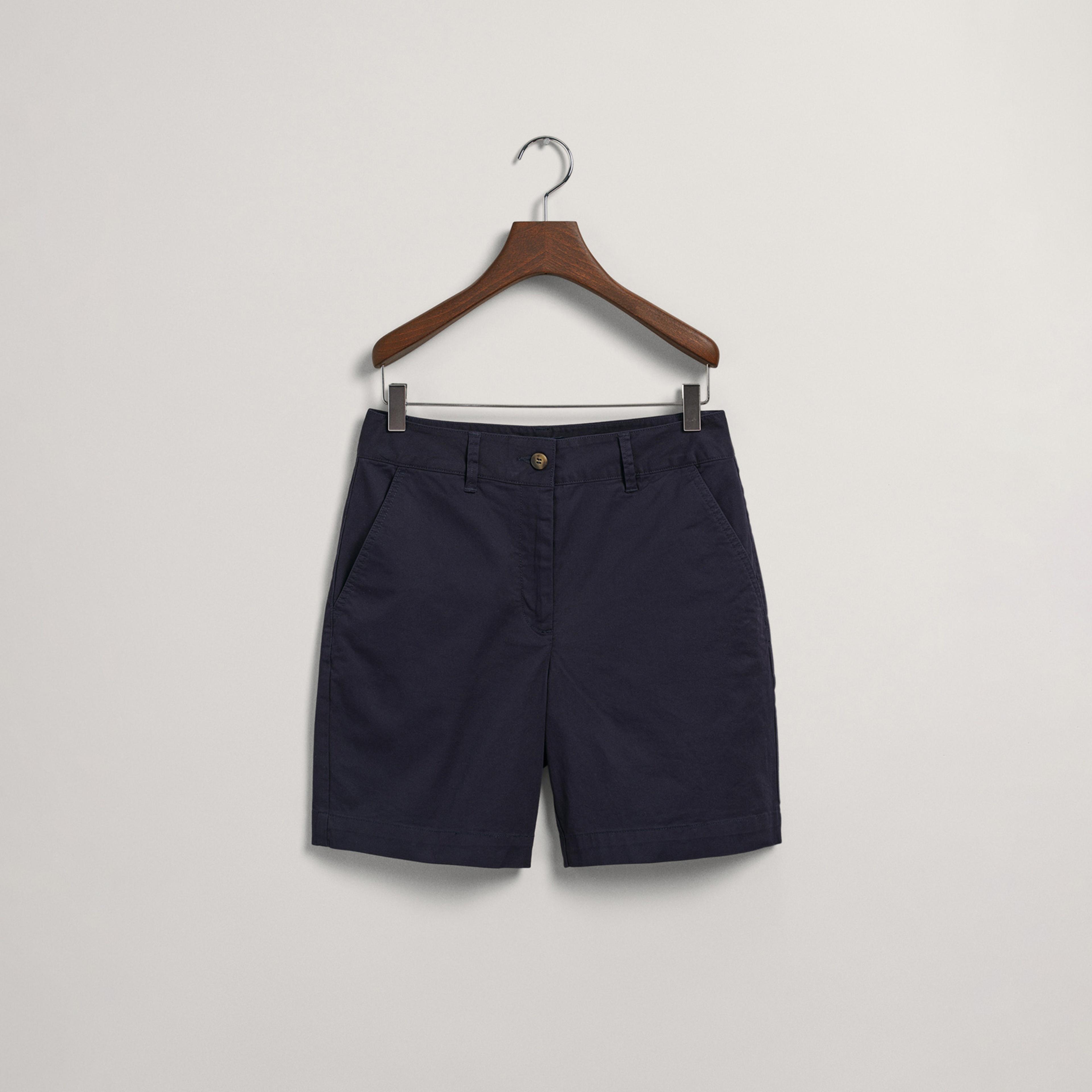 GANT Kadın Lacivert Slim Fit Şort