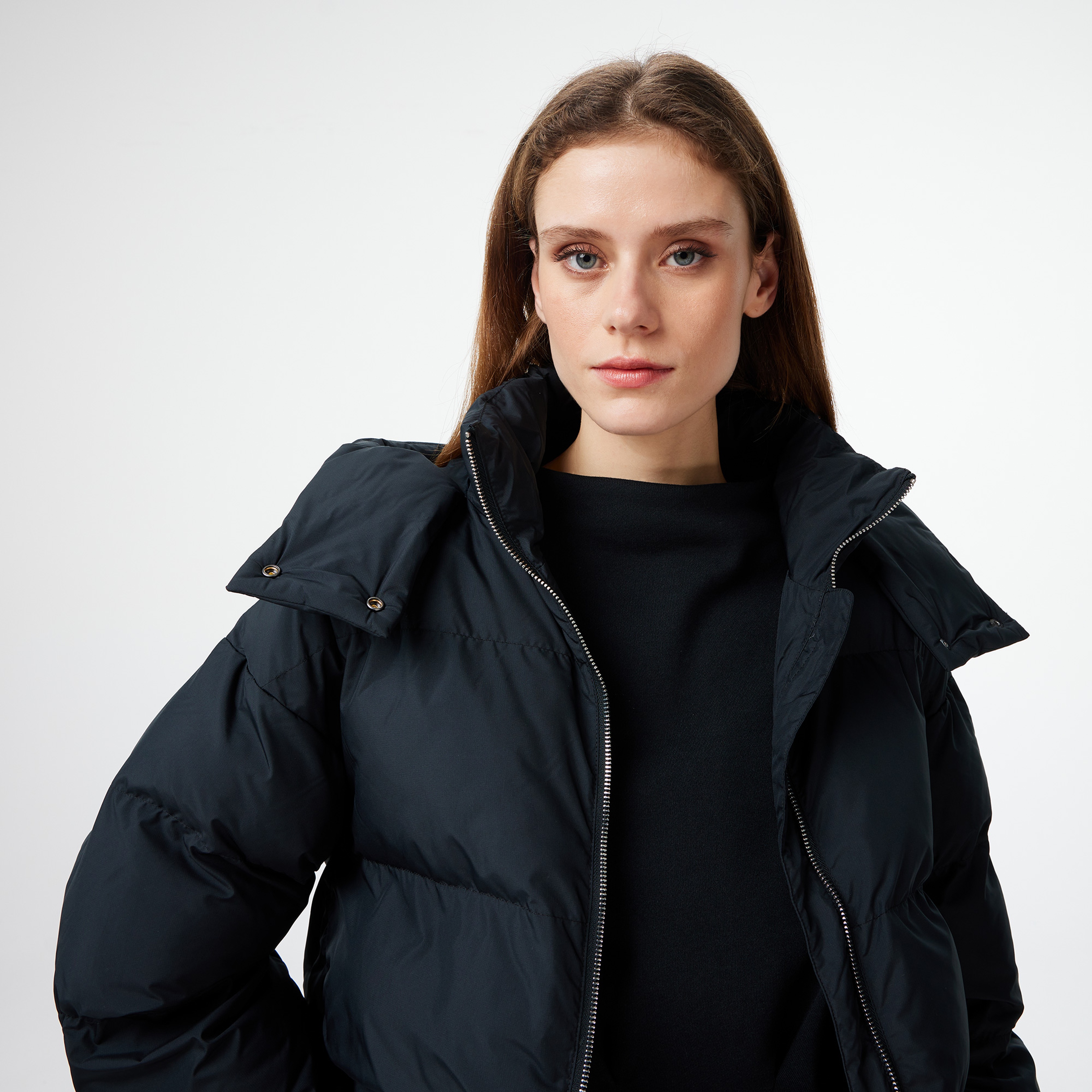 Converse Classic Kadın Kapüşonlu Siyah Şişme Mont