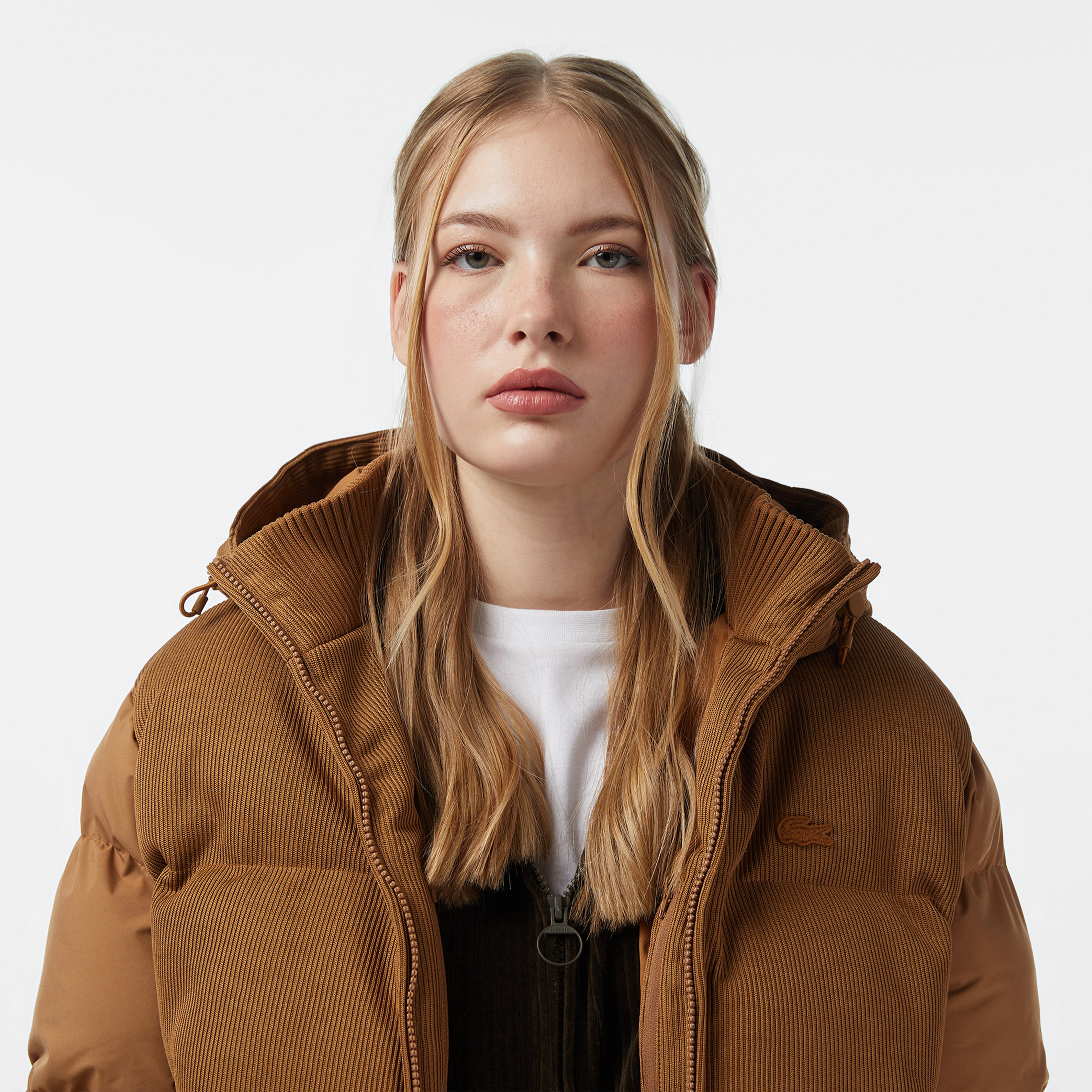 Lacoste Kadın Kapüşonlu Açık Kahverengi Mont