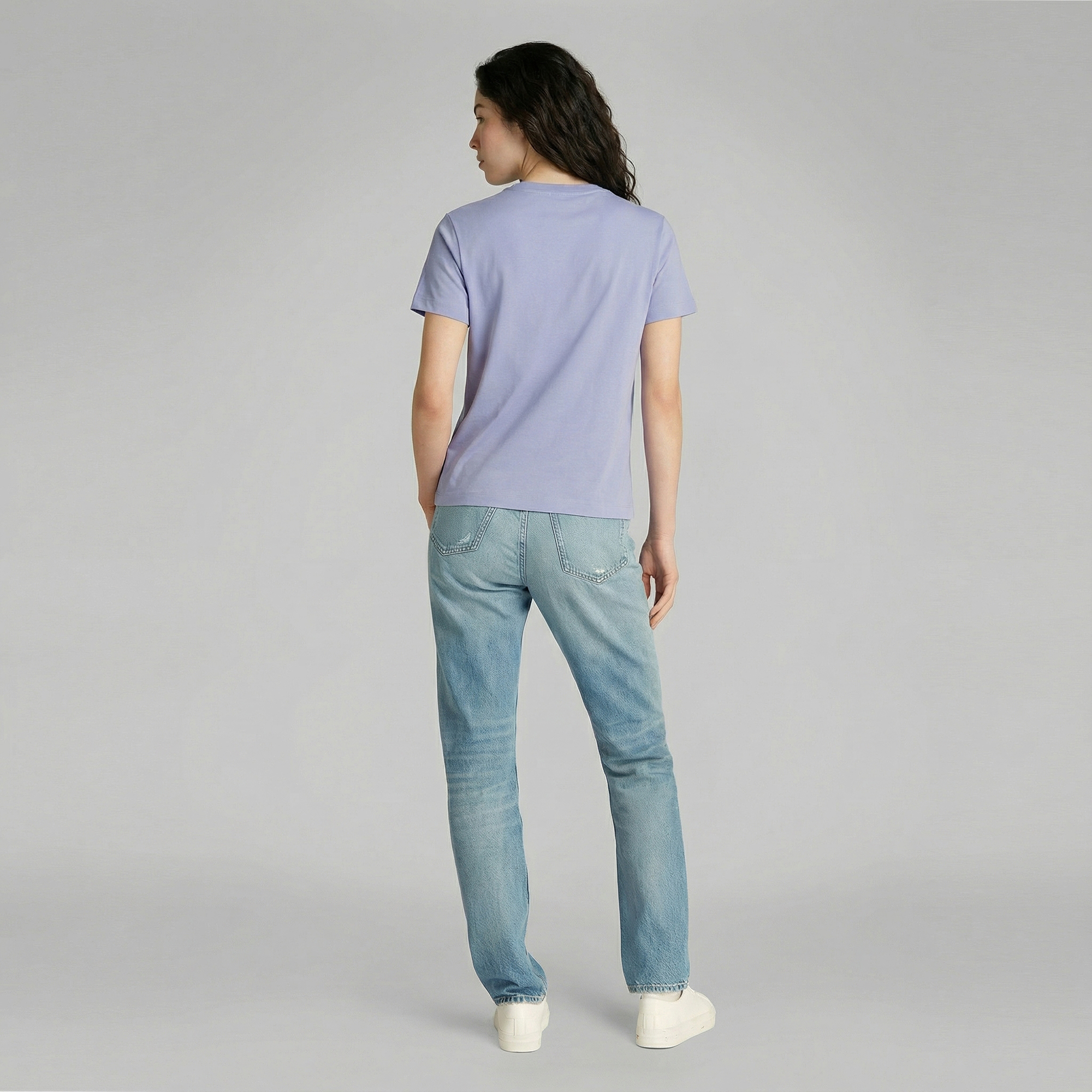 Calvin Klein Kadın Gri T-Shirt