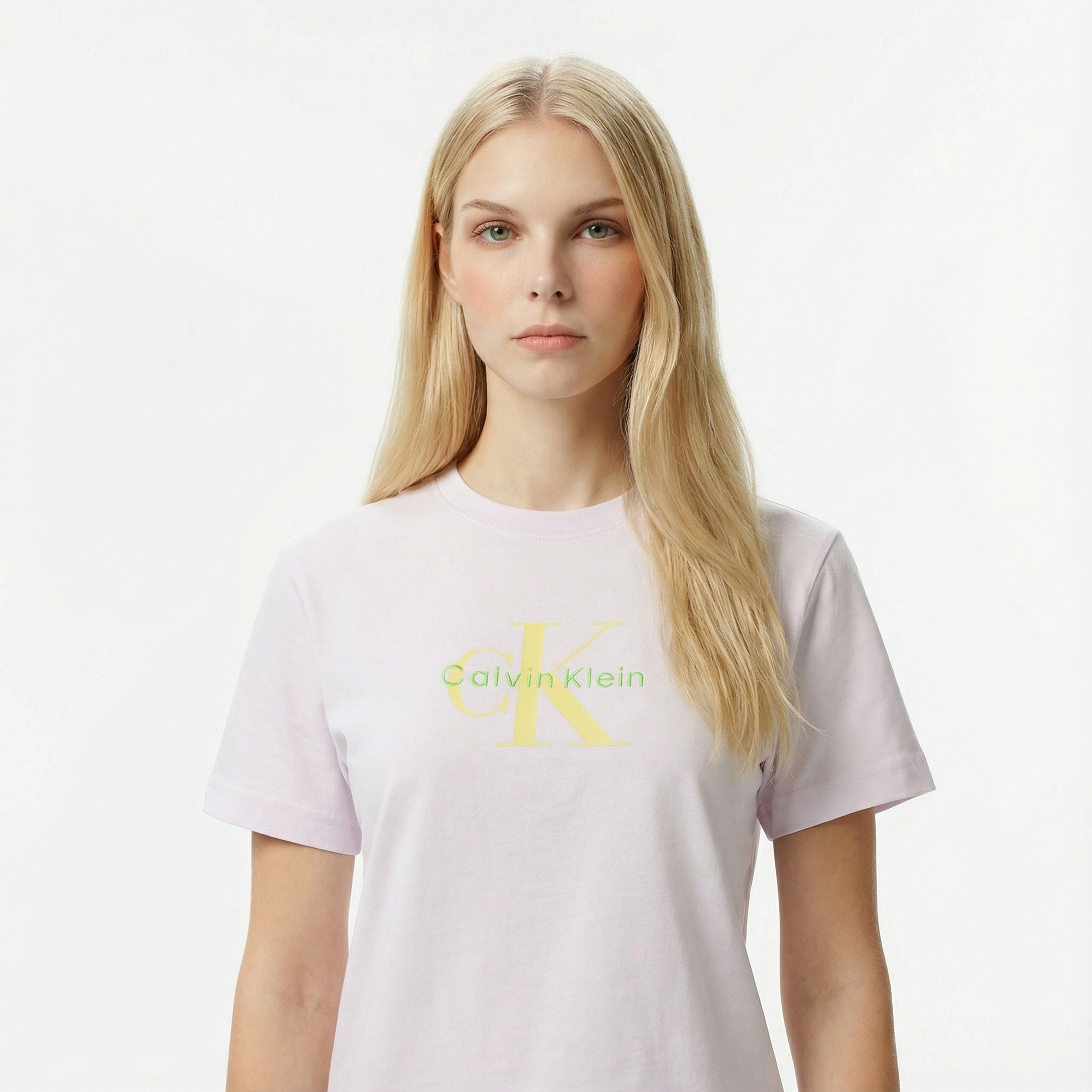 Calvin Klein Hero Classic Monologo Kadın Gri T-Shirt