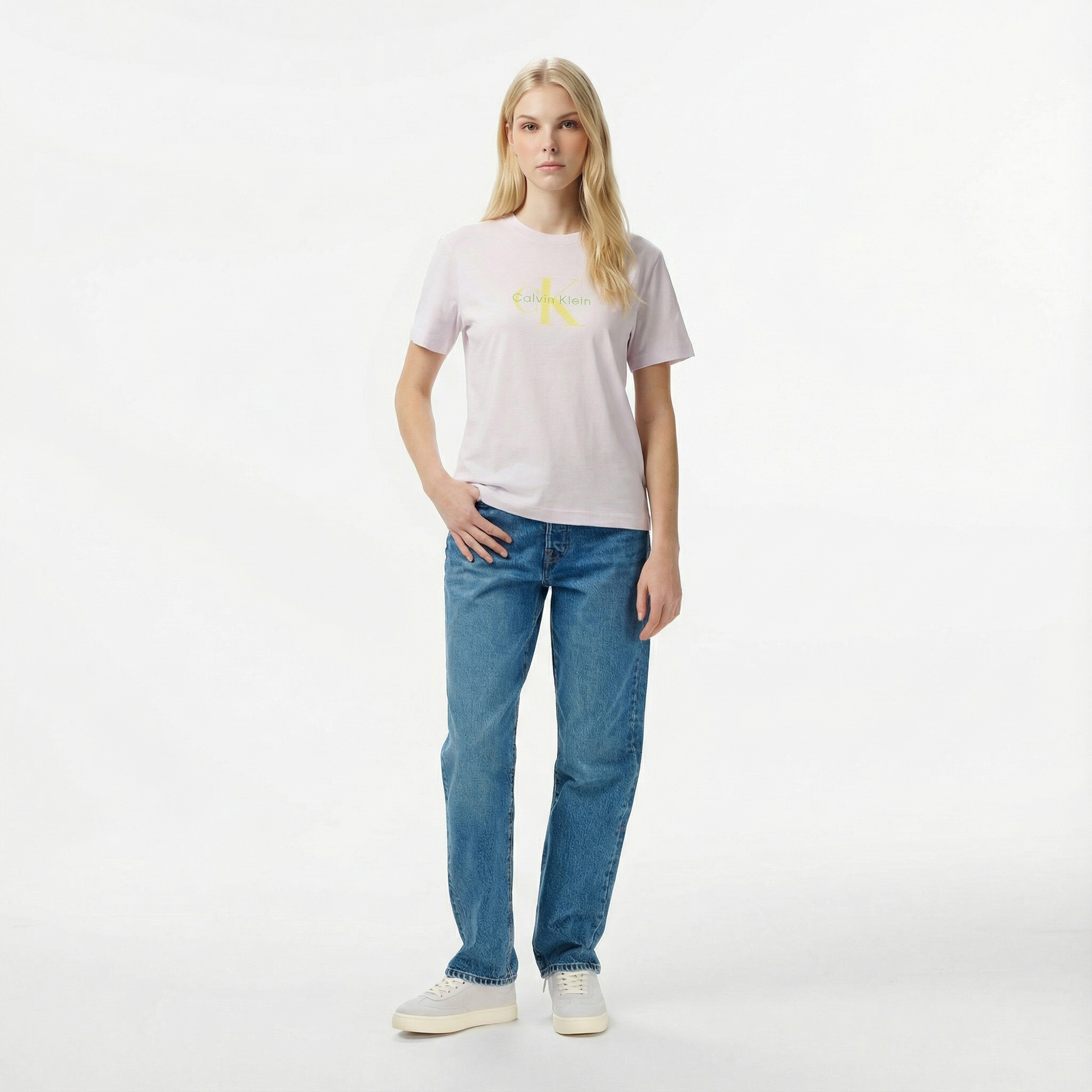 Calvin Klein Hero Classic Monologo Kadın Gri T-Shirt
