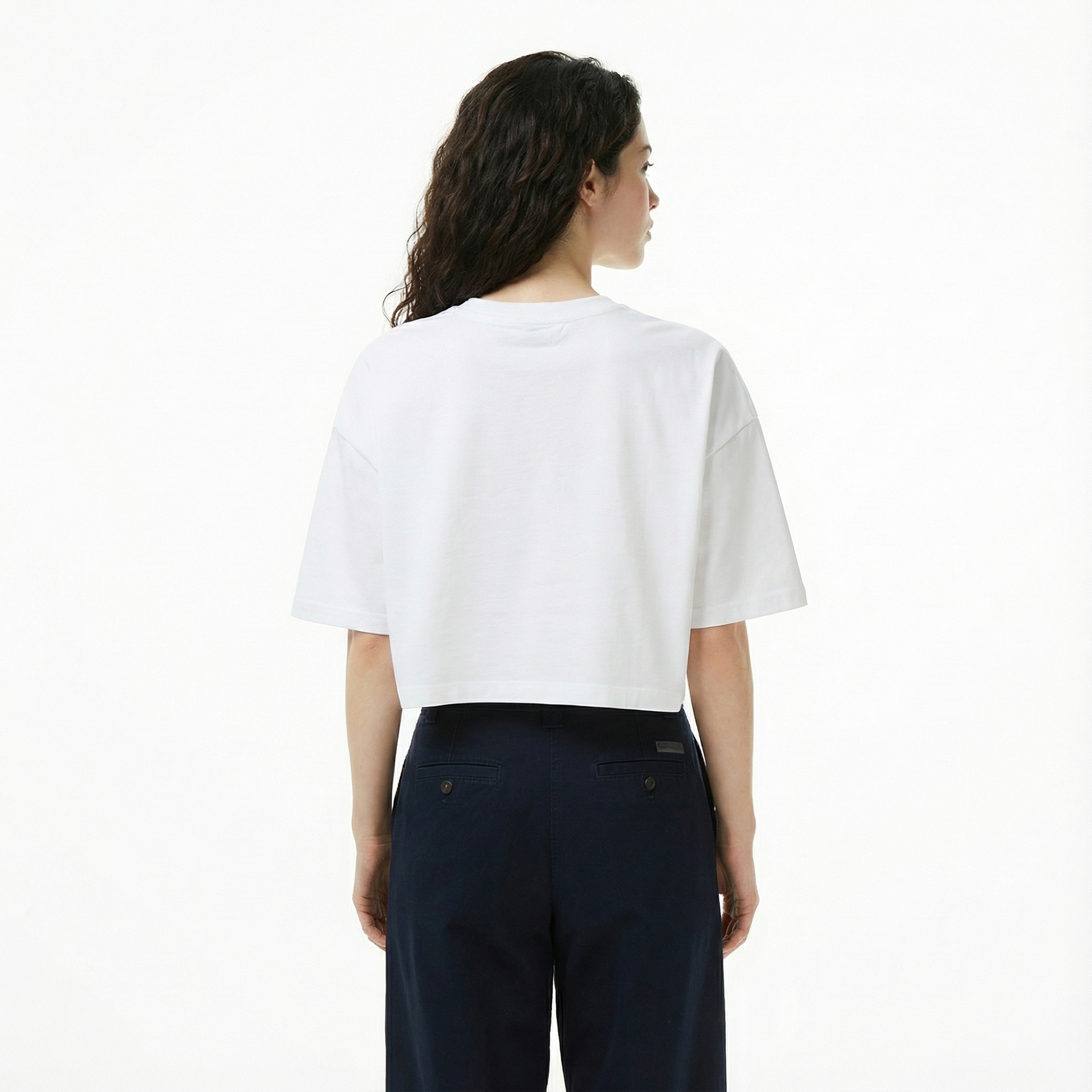 Calvin Klein Cropped Boxy Chain Stitch Logo Kadın Beyaz Crop T-Shirt