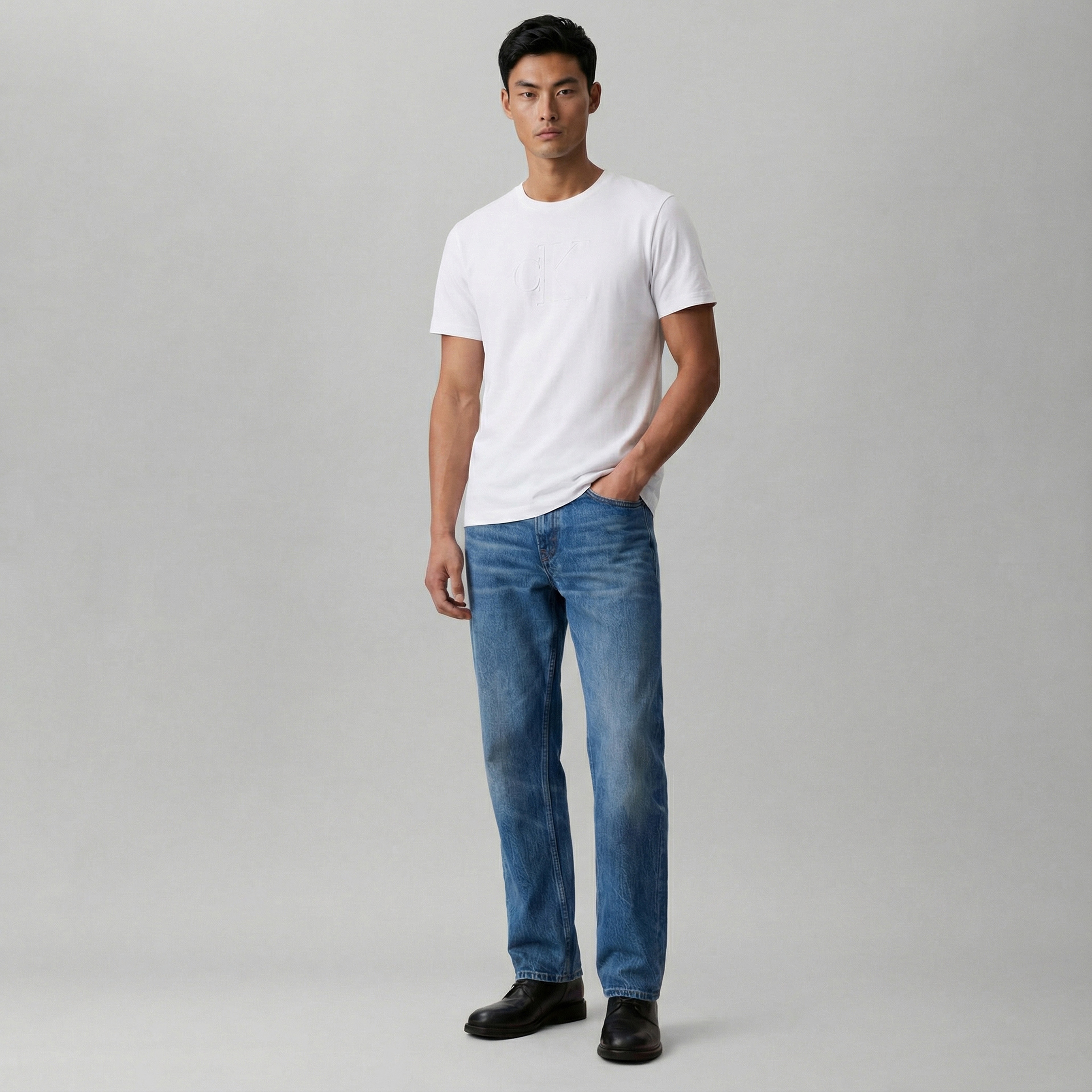 Calvin Klein Deboss Mono Graphic Erkek Beyaz T-Shirt