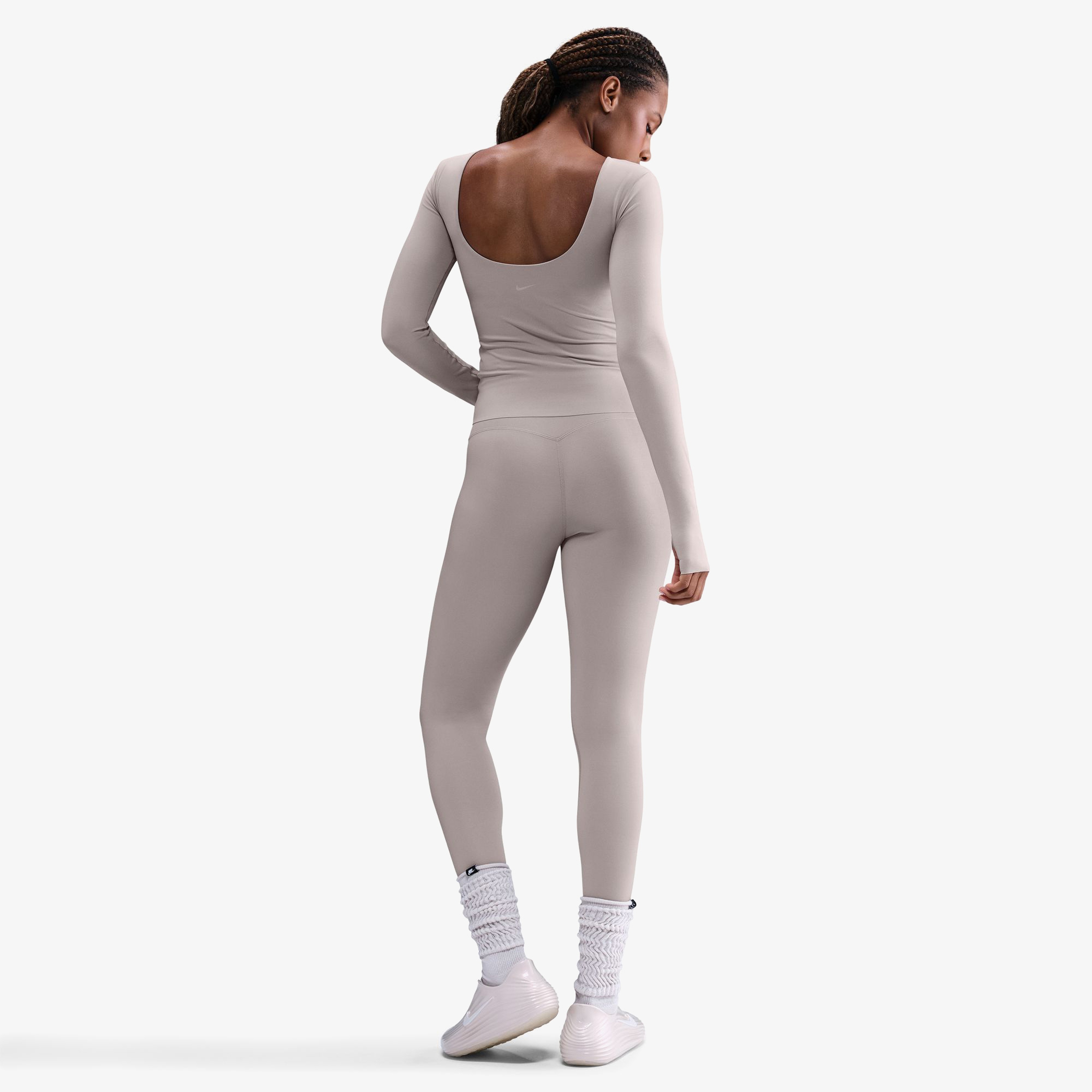 Nike Zenvy Kadın Krem Koşu Tayt