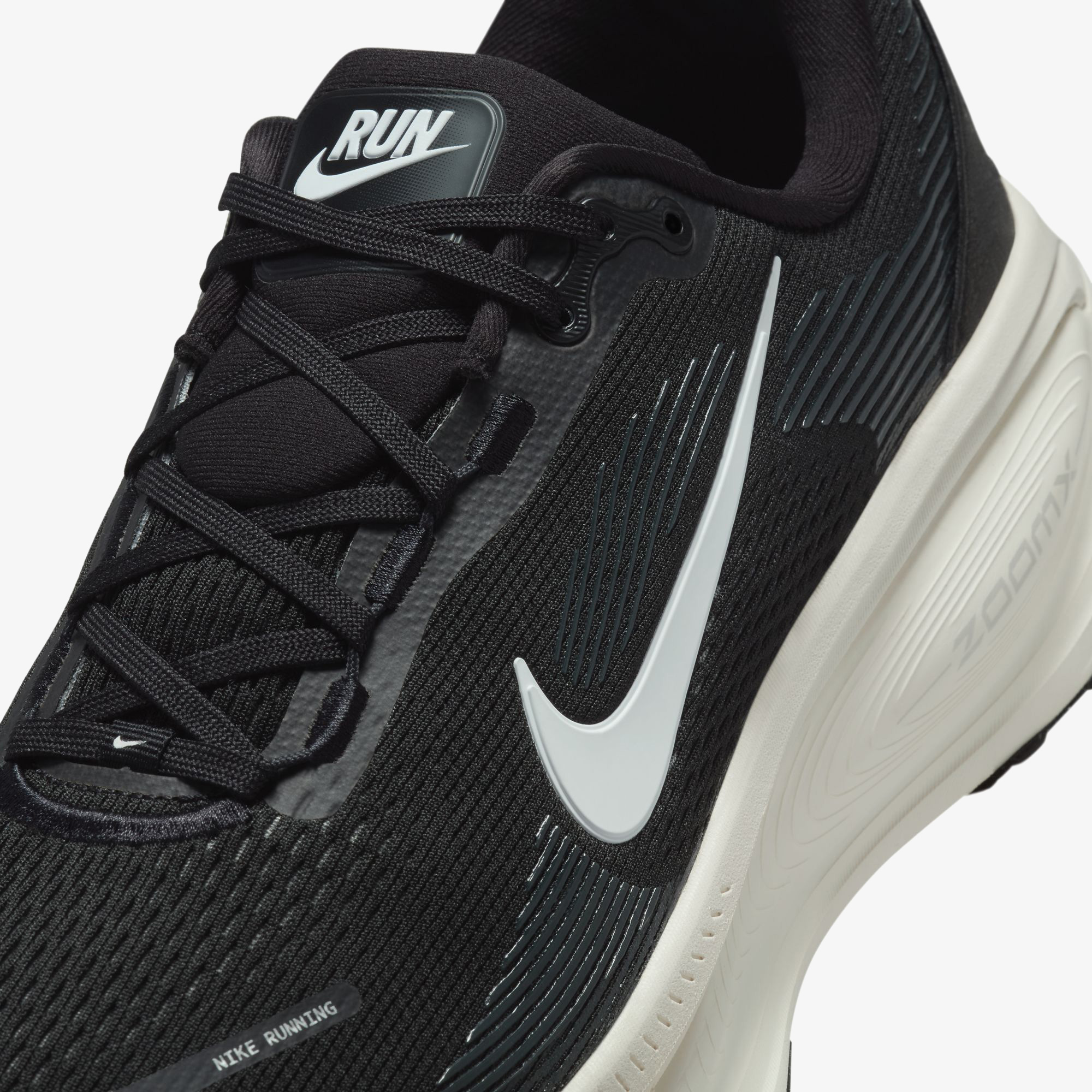 Nike Vomero 18 Erkek Siyah Koşu Ayakkabısı