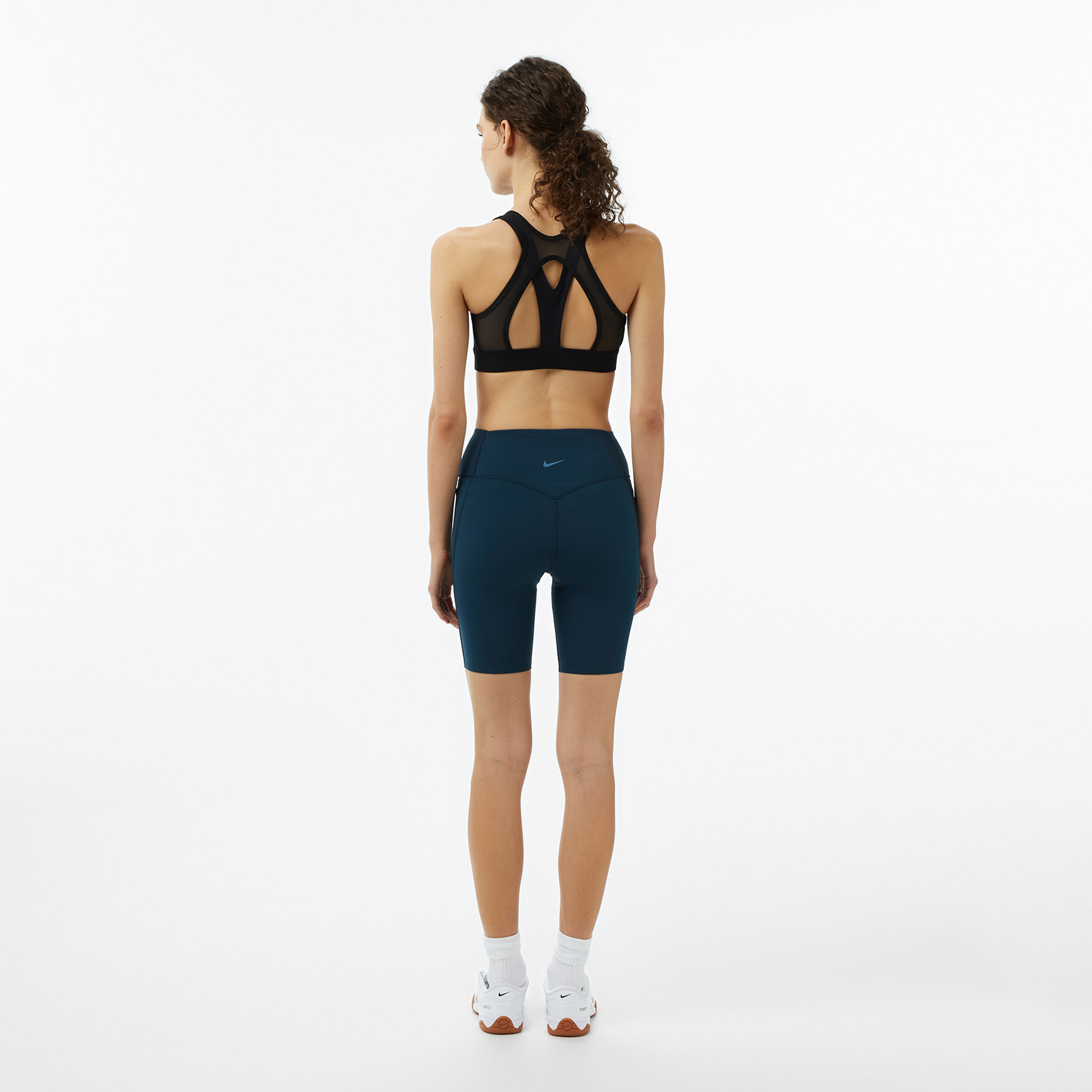 Nike Universa High-Waisted 8 Kadın Siyah Koşu Şortu