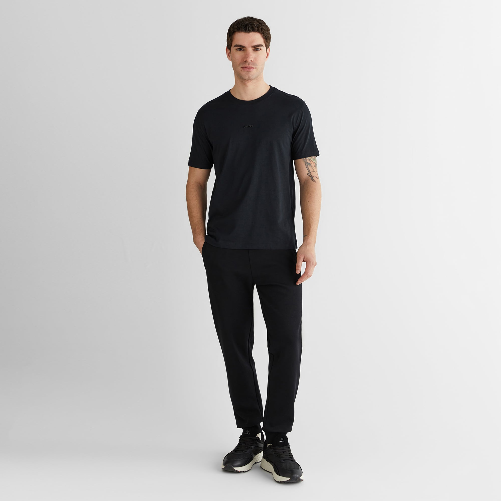 GANT Erkek Siyah Kısa Kollu T-Shirt