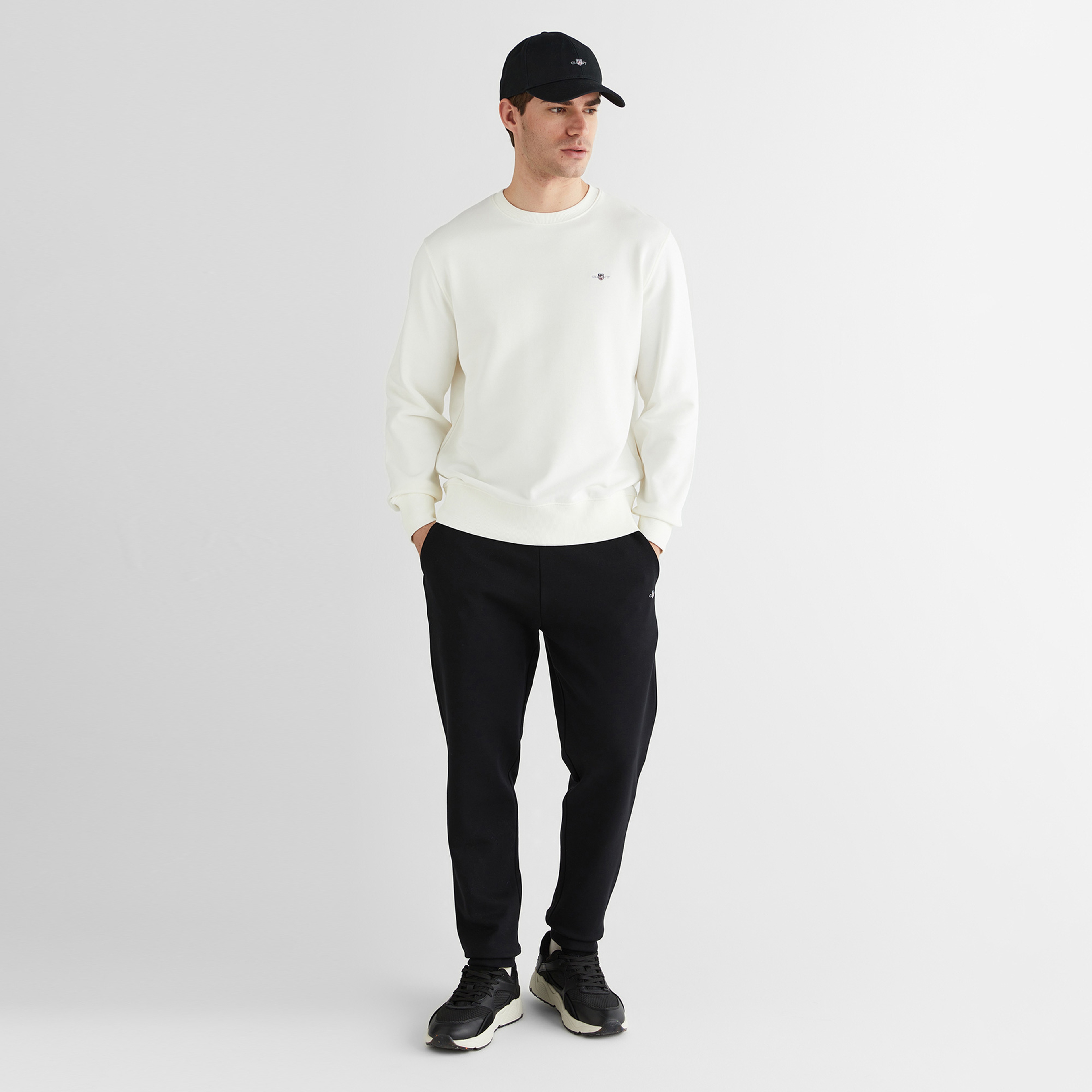 GANT Erkek Siyah Regular Fit Logolu Eşofman Altı