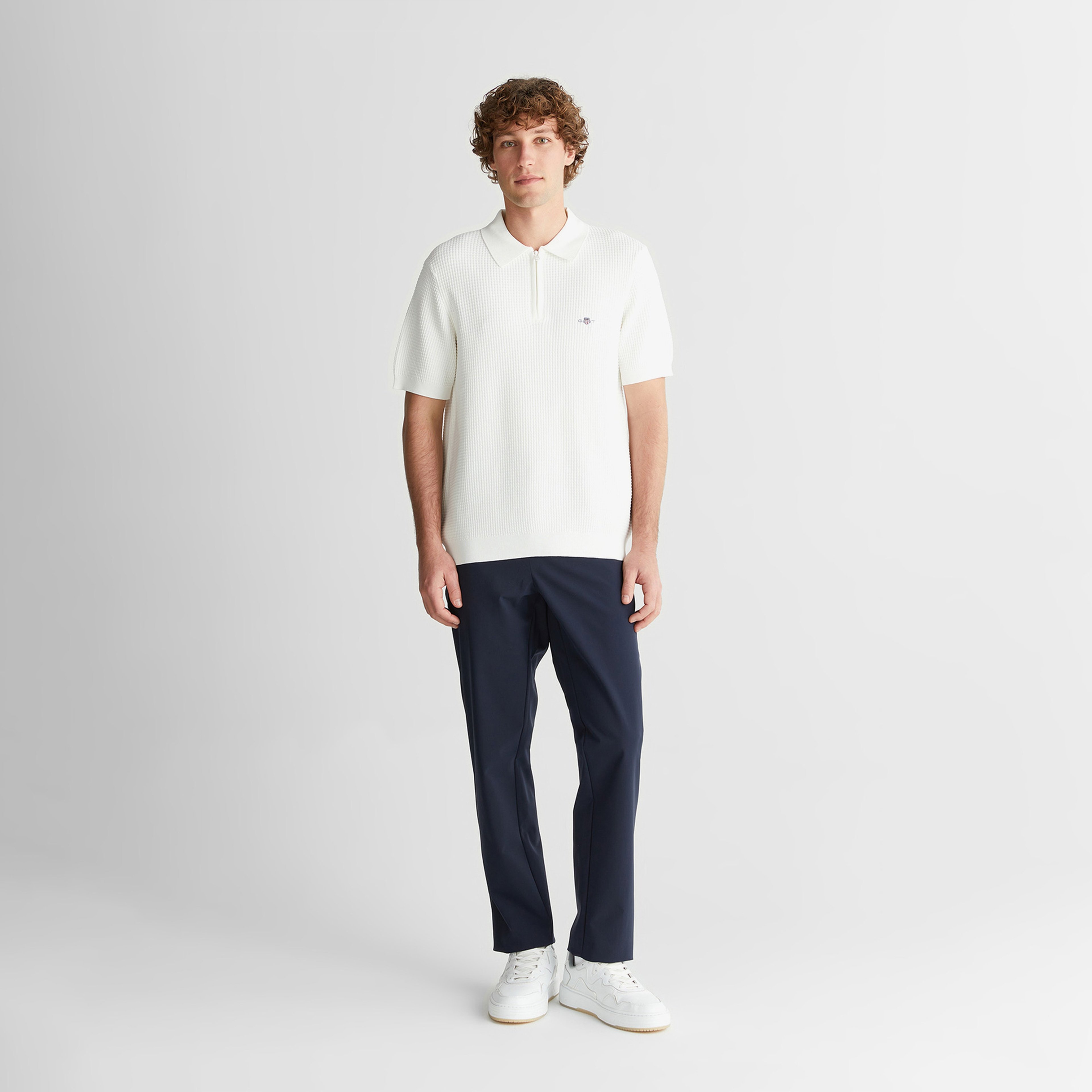 GANT Erkek Beyaz Regular Fit Yarım Fermuarlı Kısa Kollu Triko