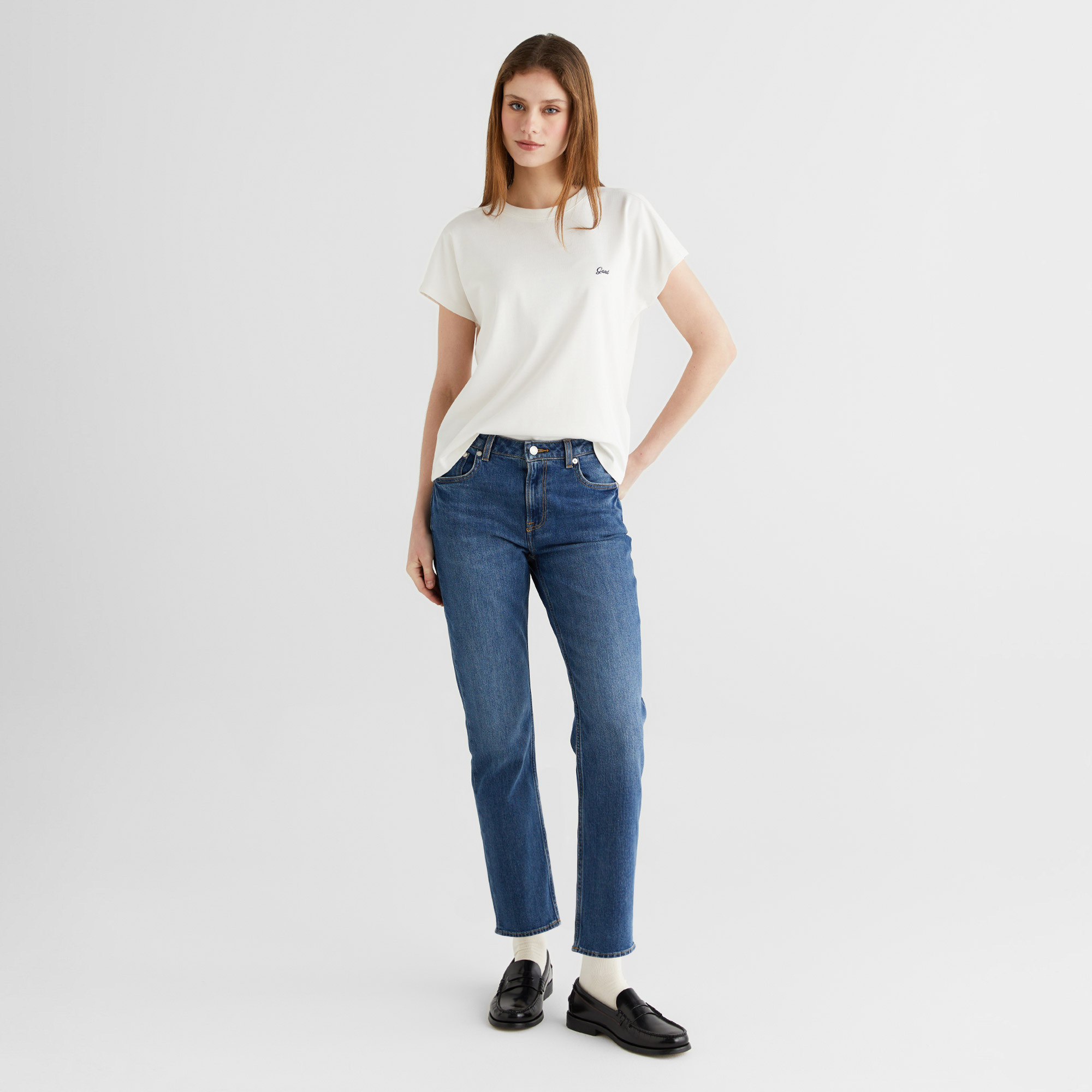 GANT Kadın Beyaz Bisiklet Yaka Regular Fit T-Shirt