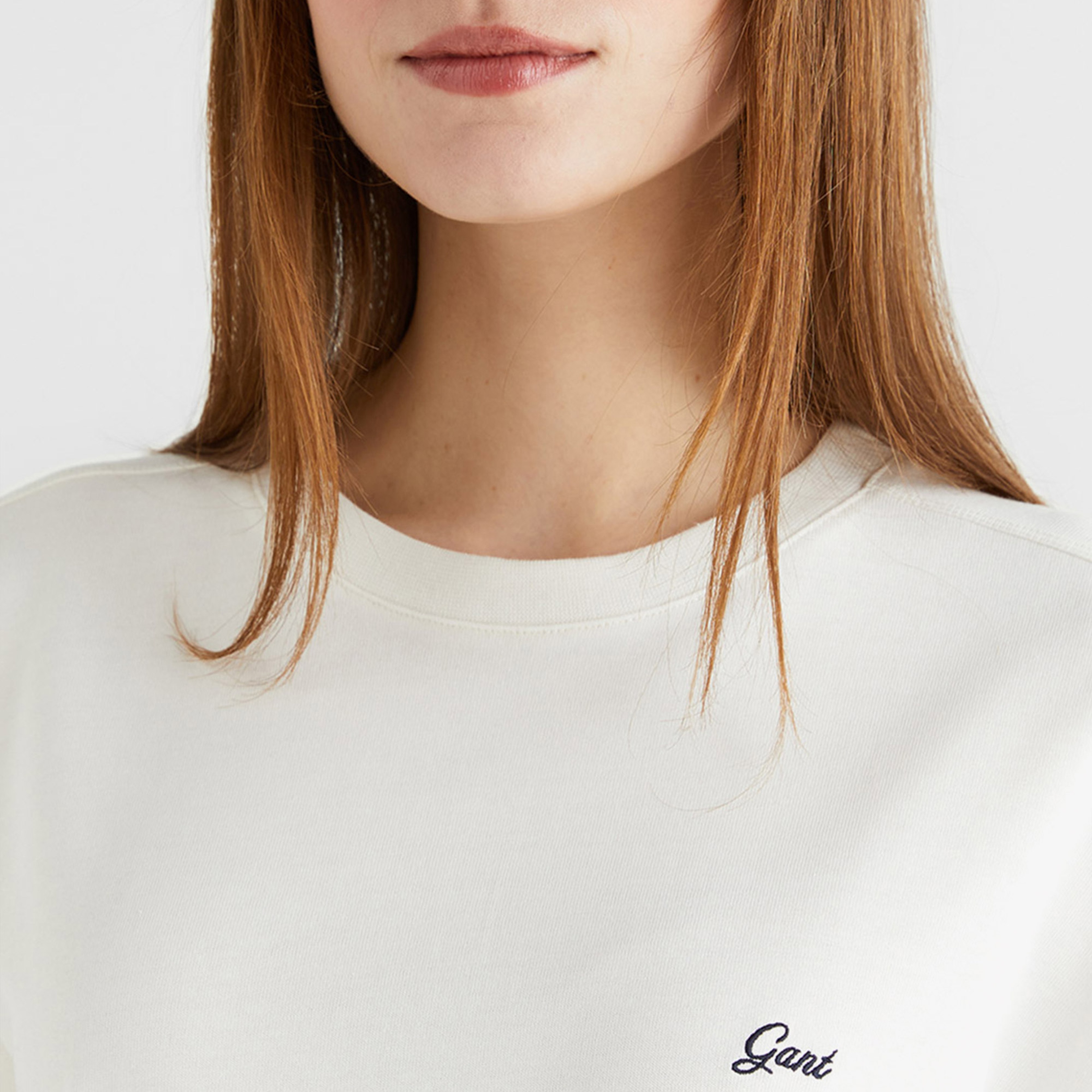 GANT Kadın Beyaz Bisiklet Yaka Regular Fit T-Shirt