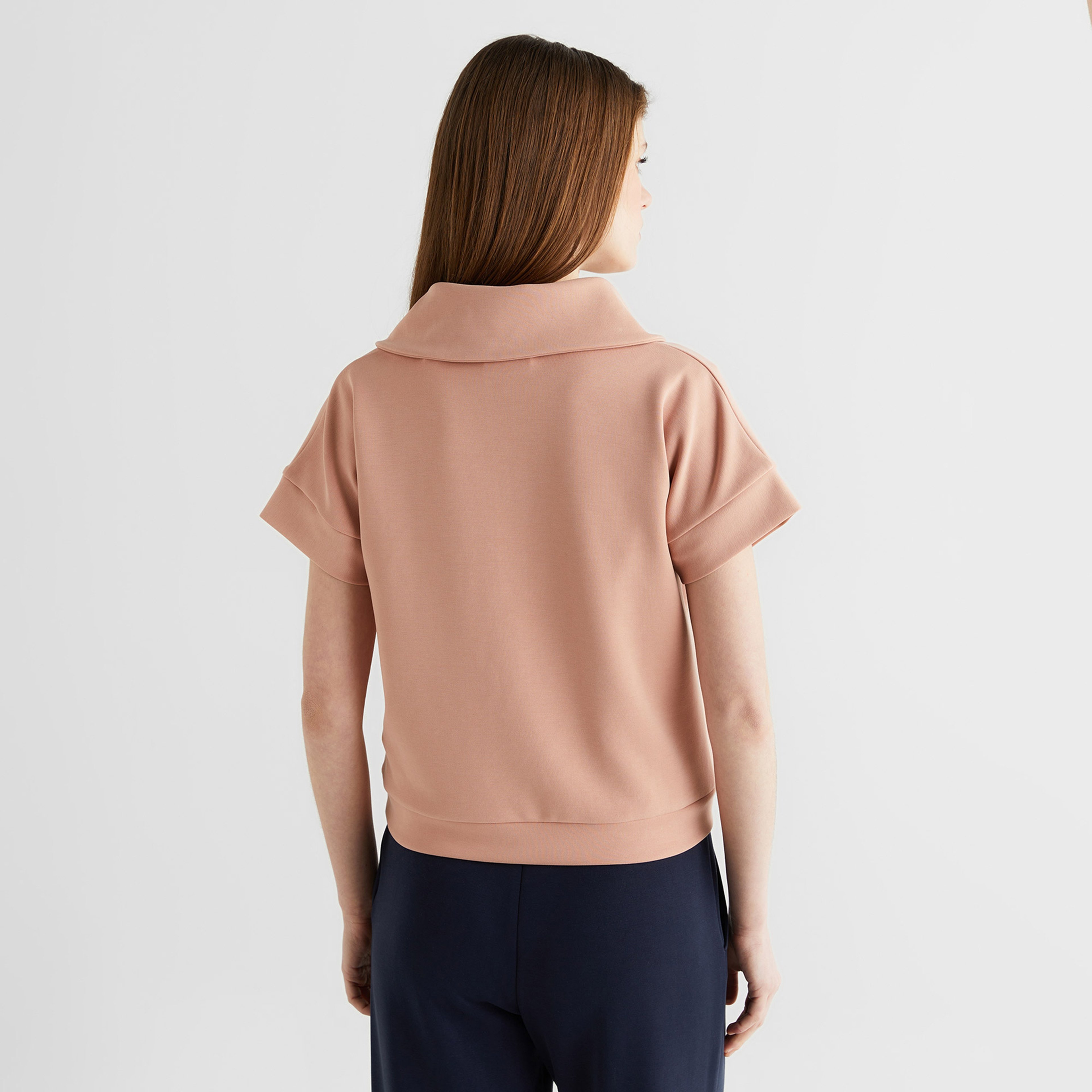 GANT Kadın Pembe Relaxed Fit Yarım Fermuarlı Kısa Kollu Sweatshirt
