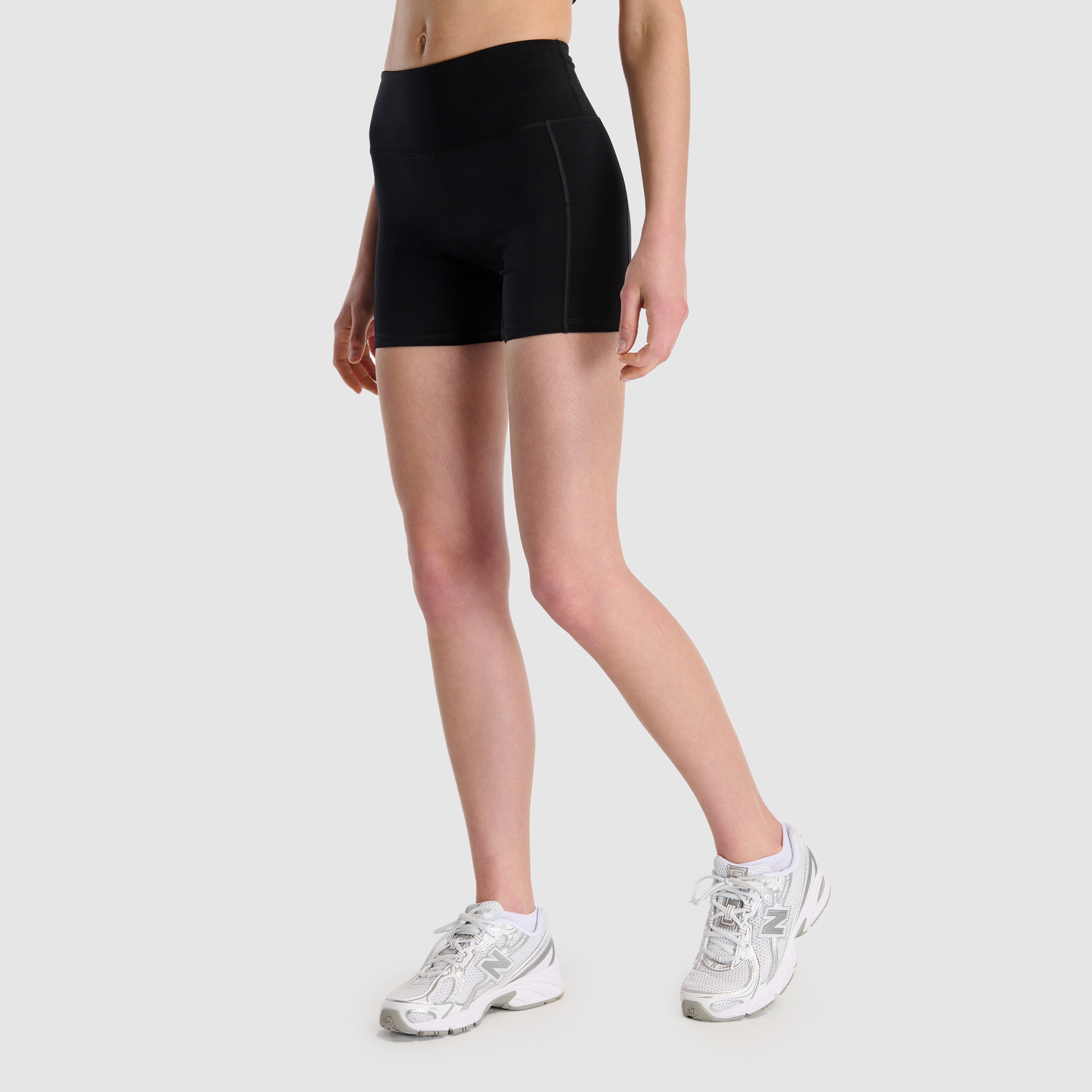 New Balance Classic Kadın Siyah Koşu Şortu