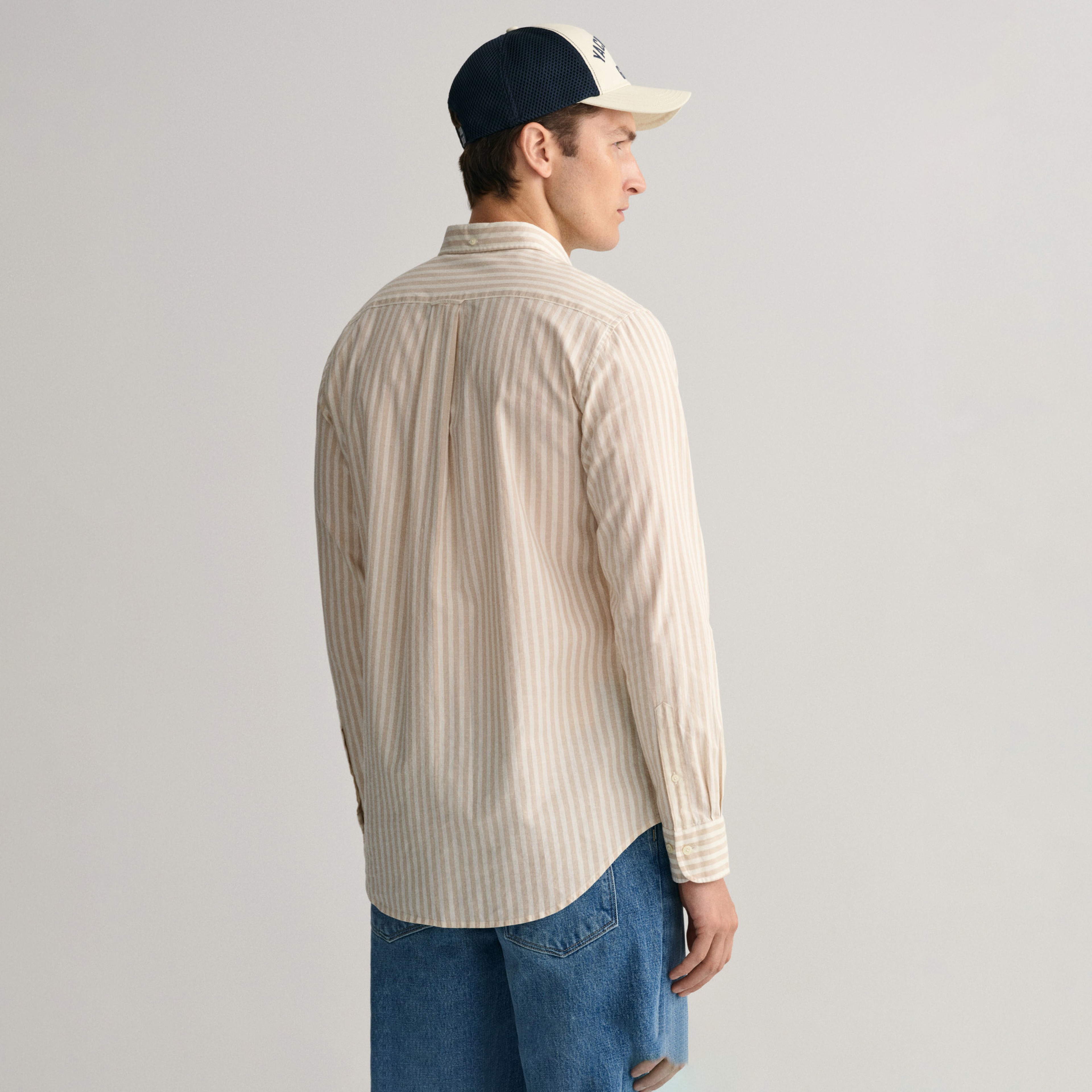 GANT Erkek Bej Regular Fit Düğmeli Yaka Çizgili Gömlek
